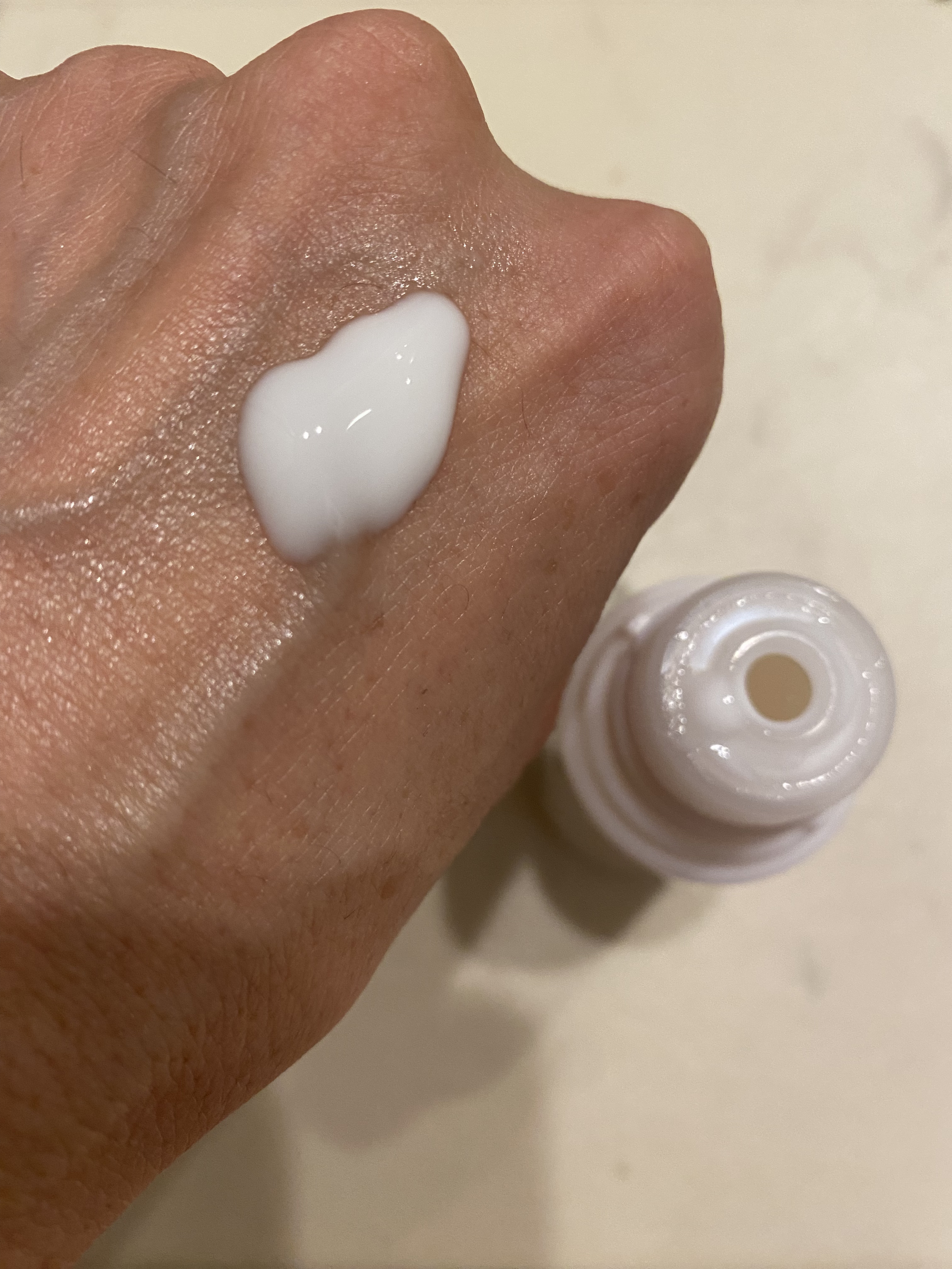 トランシーノ薬用ブライトニングクリアミルク/トランシーノ/乳液を使ったクチコミ（2枚目）