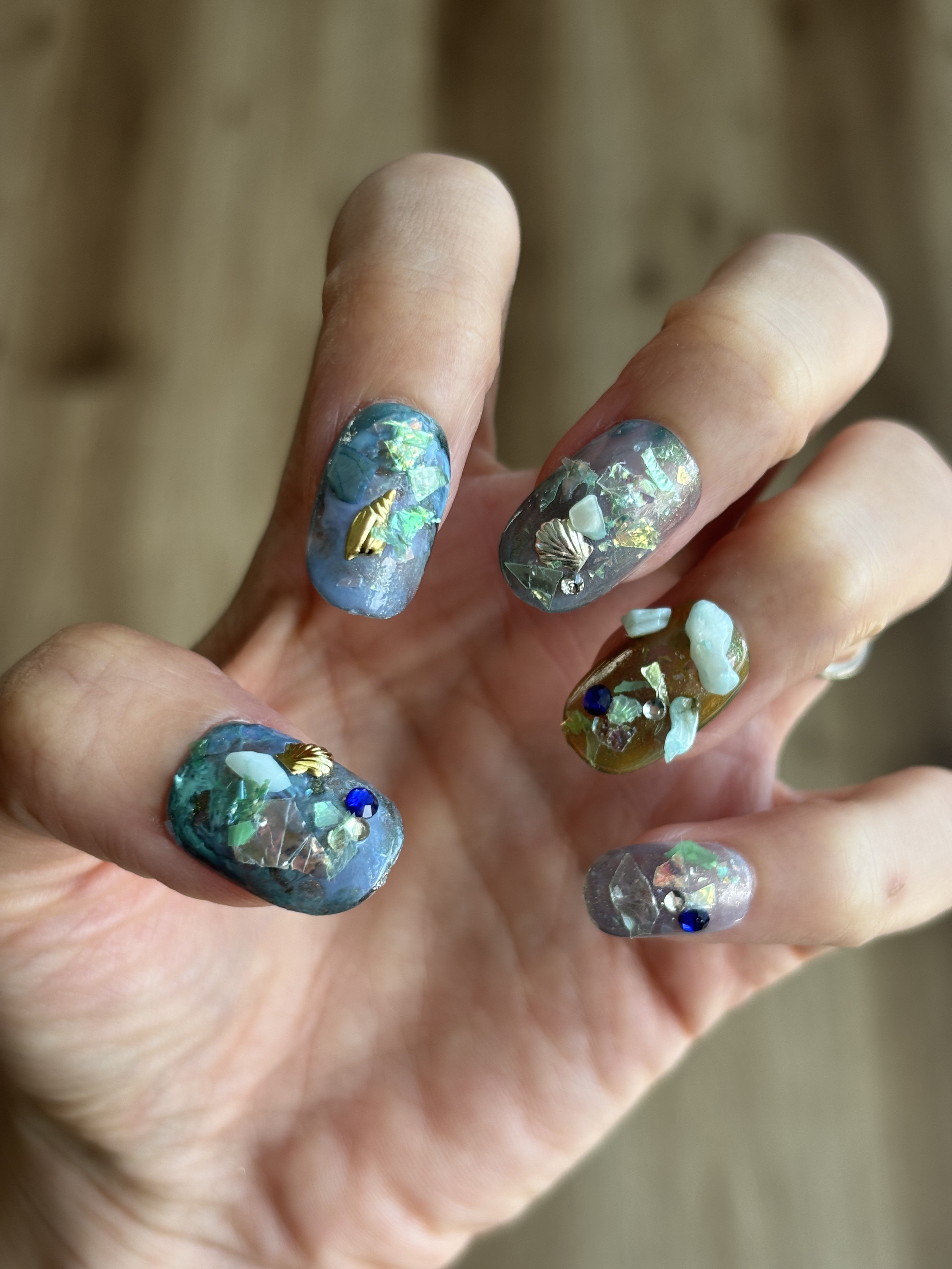 ムードペブルネイル/rom&nd/マニキュアを使ったクチコミ（2枚目）