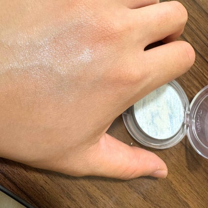 叶えるハイライト 02 鼻高ホワイト/b idol/パウダーハイライトの画像