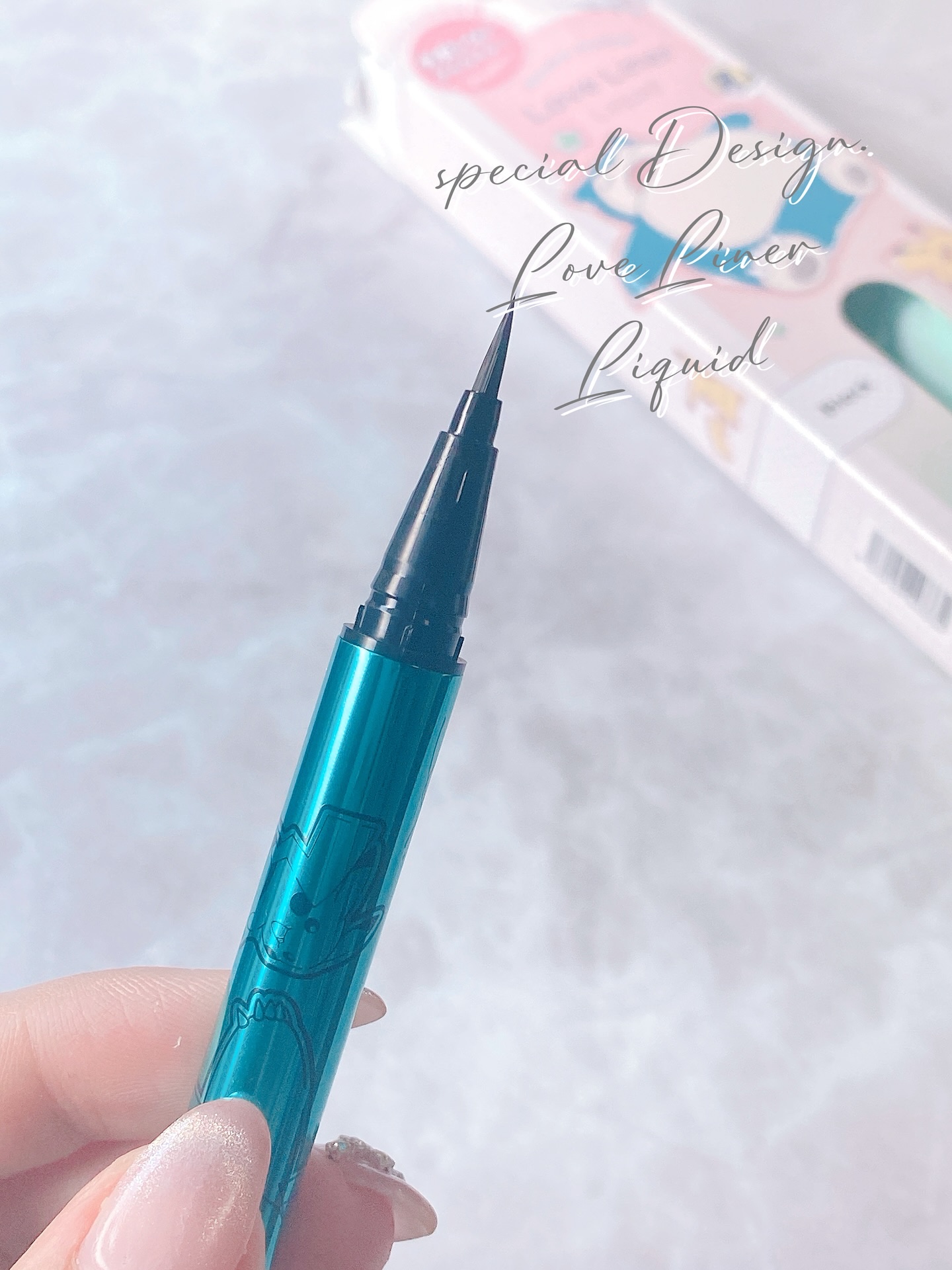 リキッドアイライナーR4/ラブ・ライナー/リキッドアイライナーを使ったクチコミ（2枚目）