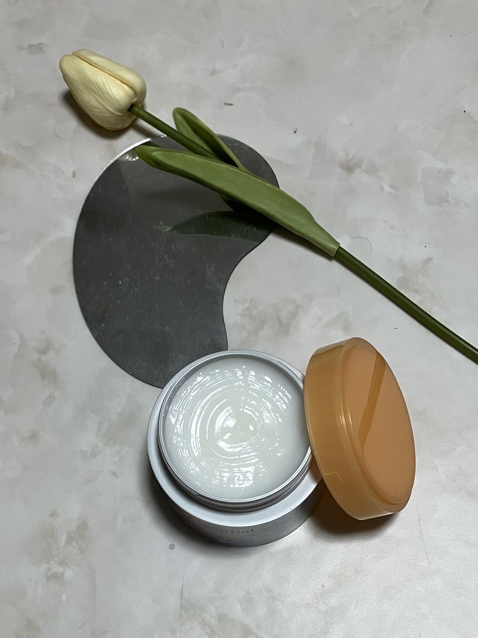 エッセンシャルプレミアム とろ生ヘアマスク/エッセンシャル/ヘアマスク・ヘアパックを使ったクチコミ（2枚目）