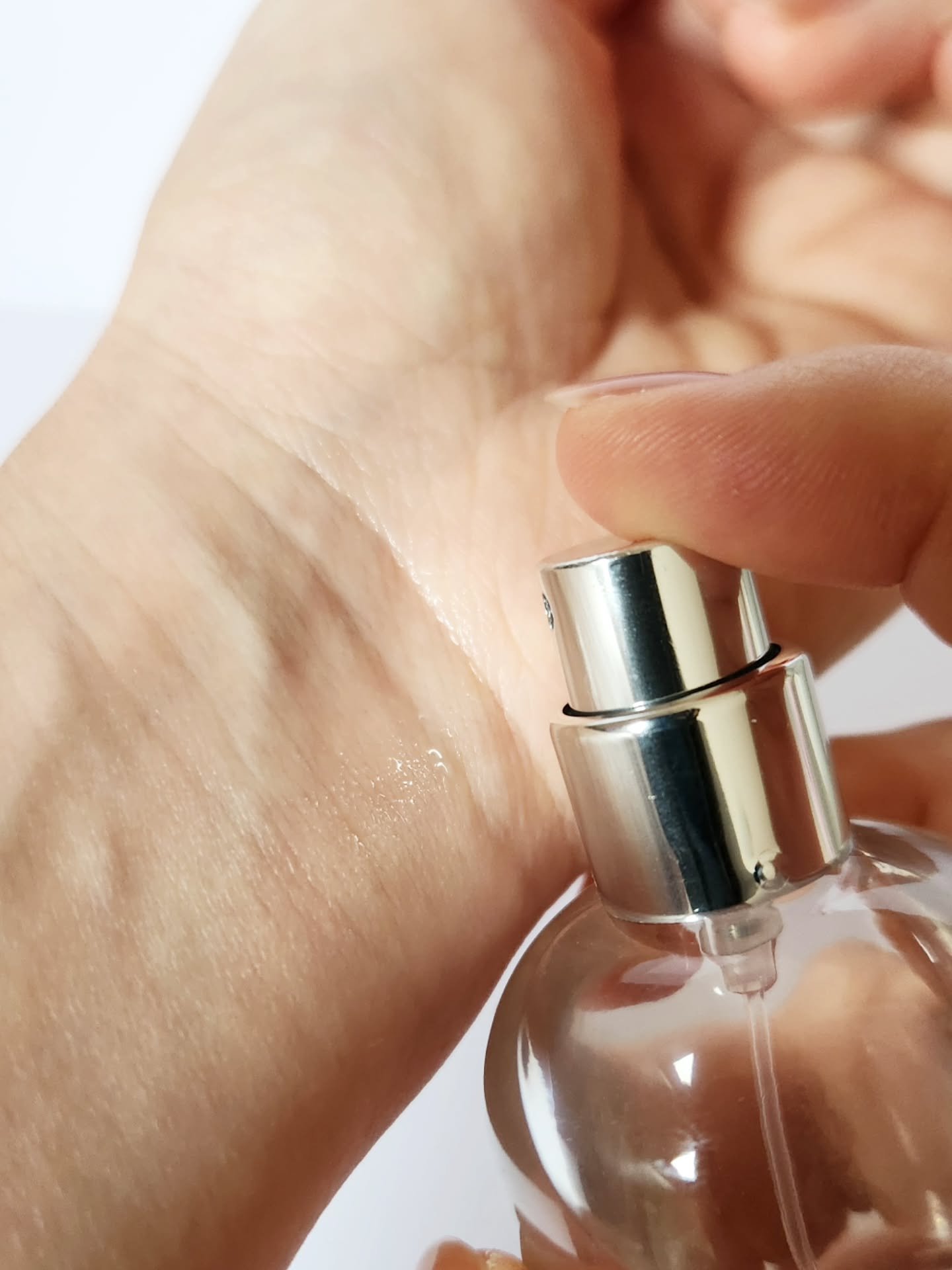 ホワイトアプリコット/LUAFEE/香水(レディース)を使ったクチコミ（3枚目）