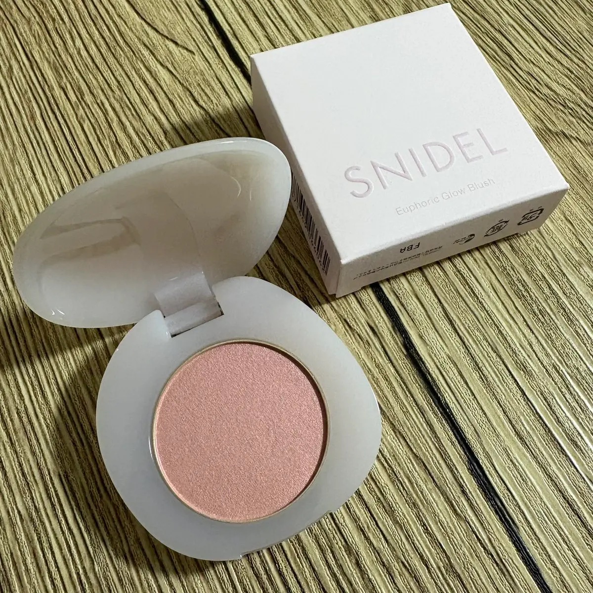 SNIDEL　ユーフォリック グロウ ブラッシュ/SNIDEL BEAUTY/パウダーチークを使ったクチコミ（1枚目）