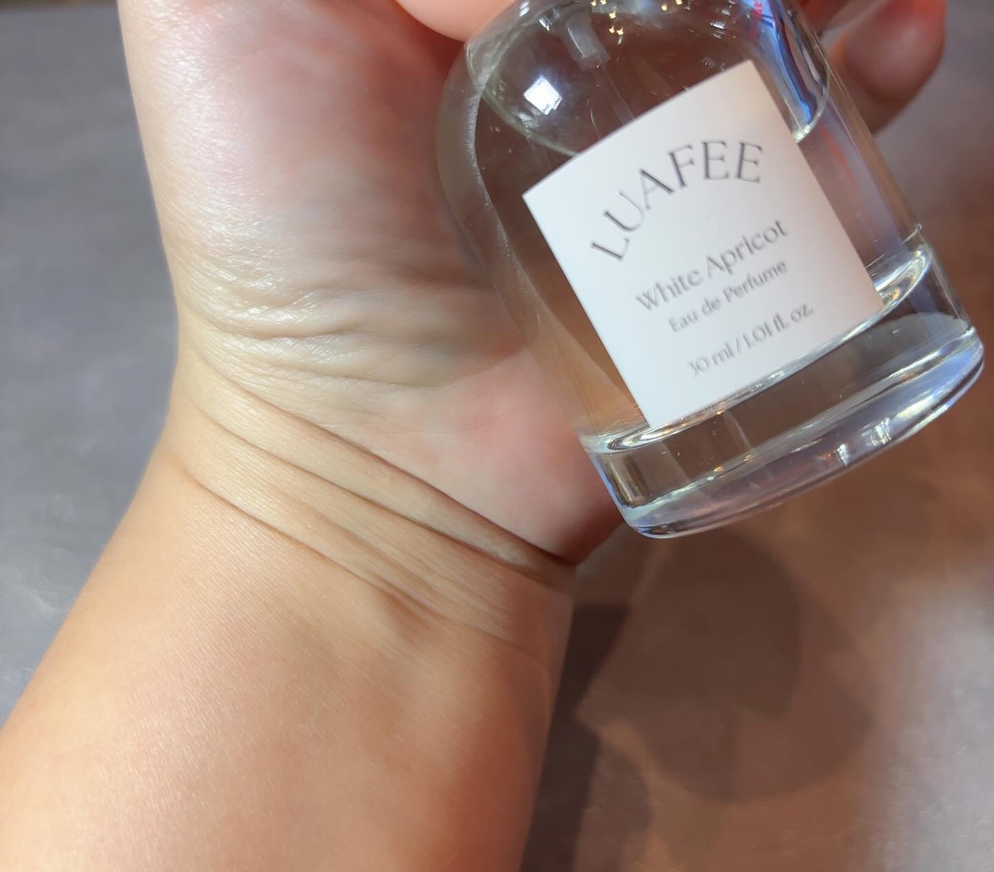 LUAFEE　WhiteApricot　30ml  ハンドウォッシュジェル付き LUAFEE ホワイトアプリコット 30ml +ハンドウォッシュ