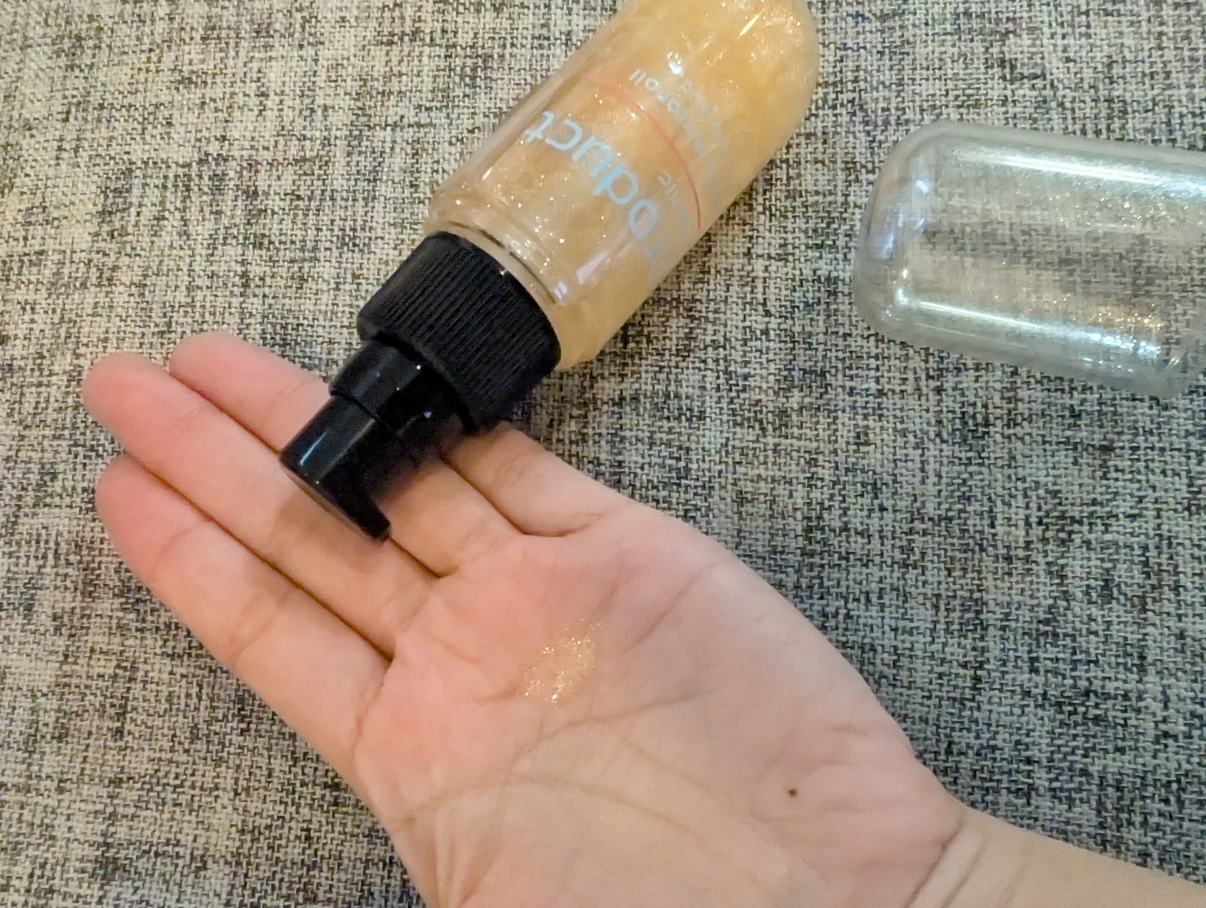 ザ・プロダクト　プリズムミラーオイル ＜ヘアオイル・スキンオイル＞/ザ・プロダクト/ヘアオイルを使ったクチコミ（2枚目）