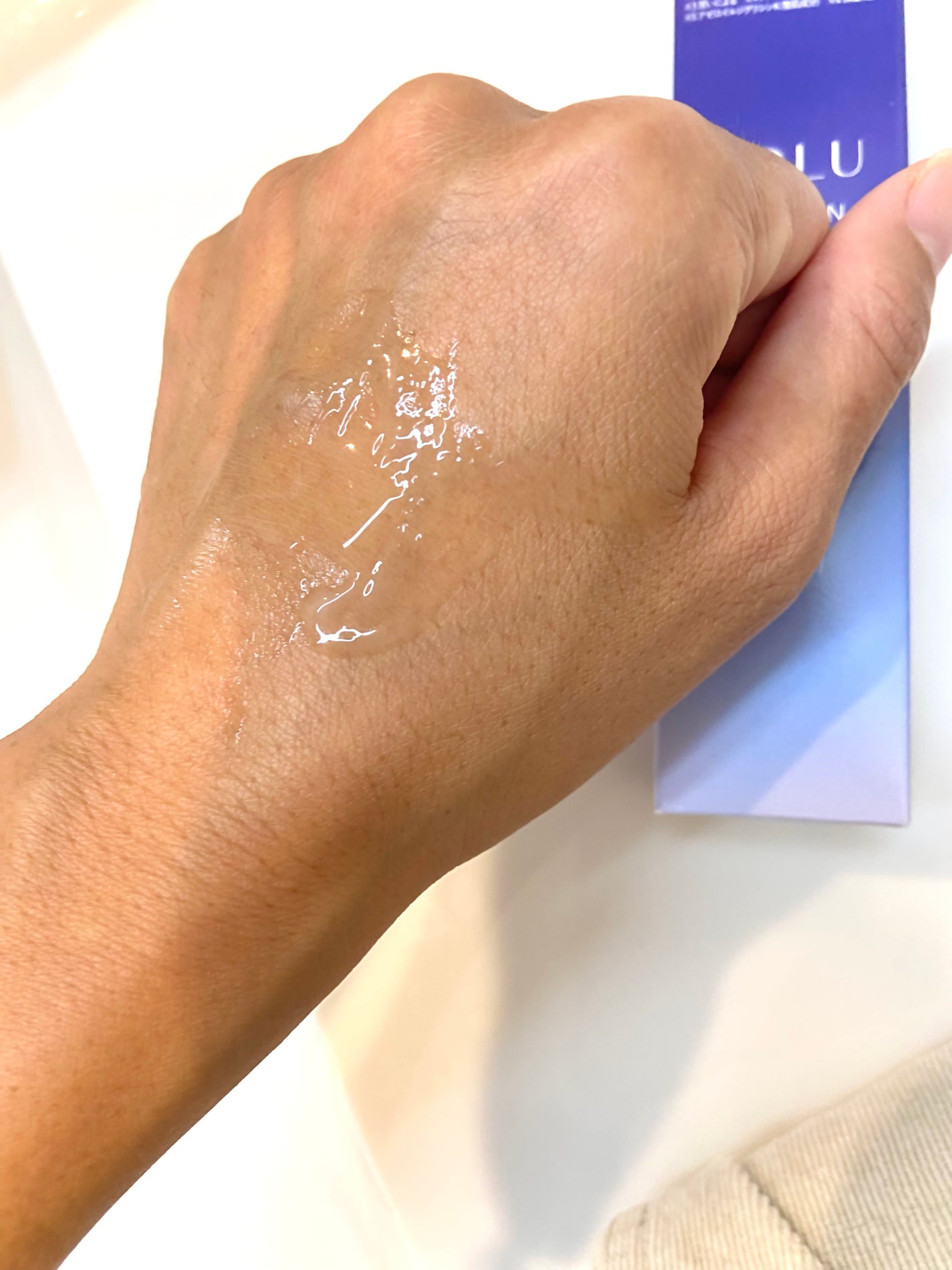 ヨル スキン オーバーナイトセラム クリア/YOLU/美容液を使ったクチコミ(2枚目)