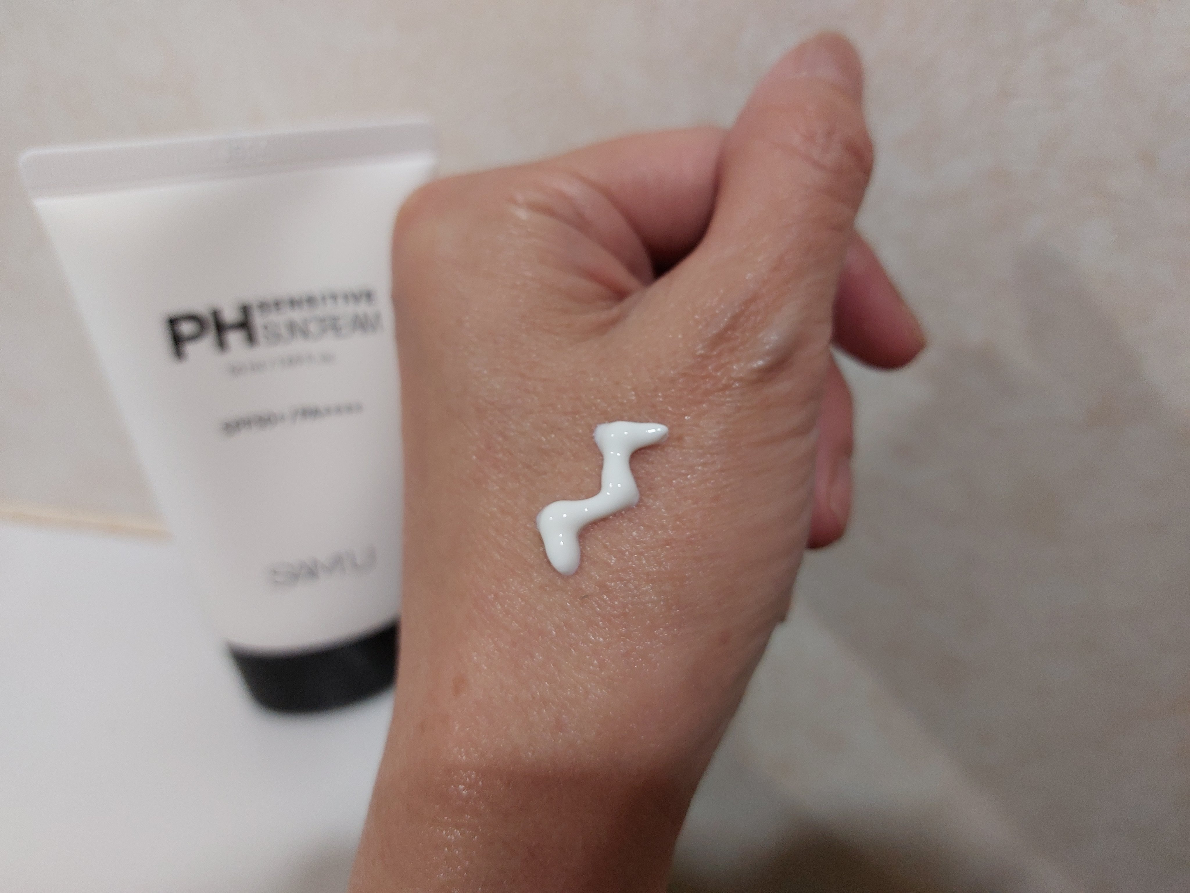 サミュ PHセンシティブサンクリーム/SAM'U/日焼け止めクリームを使ったクチコミ（2枚目）