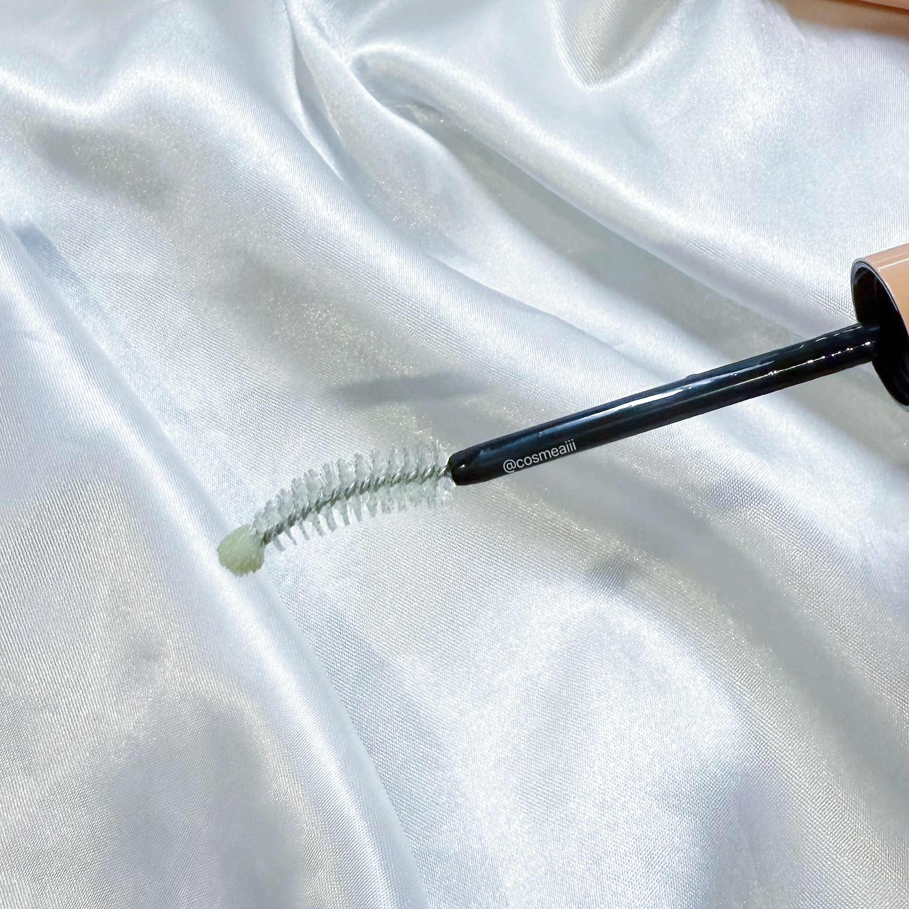 スーパーバイタルアイラッシュセラム/NUDIQUE/まつげ美容液を使ったクチコミ（3枚目）