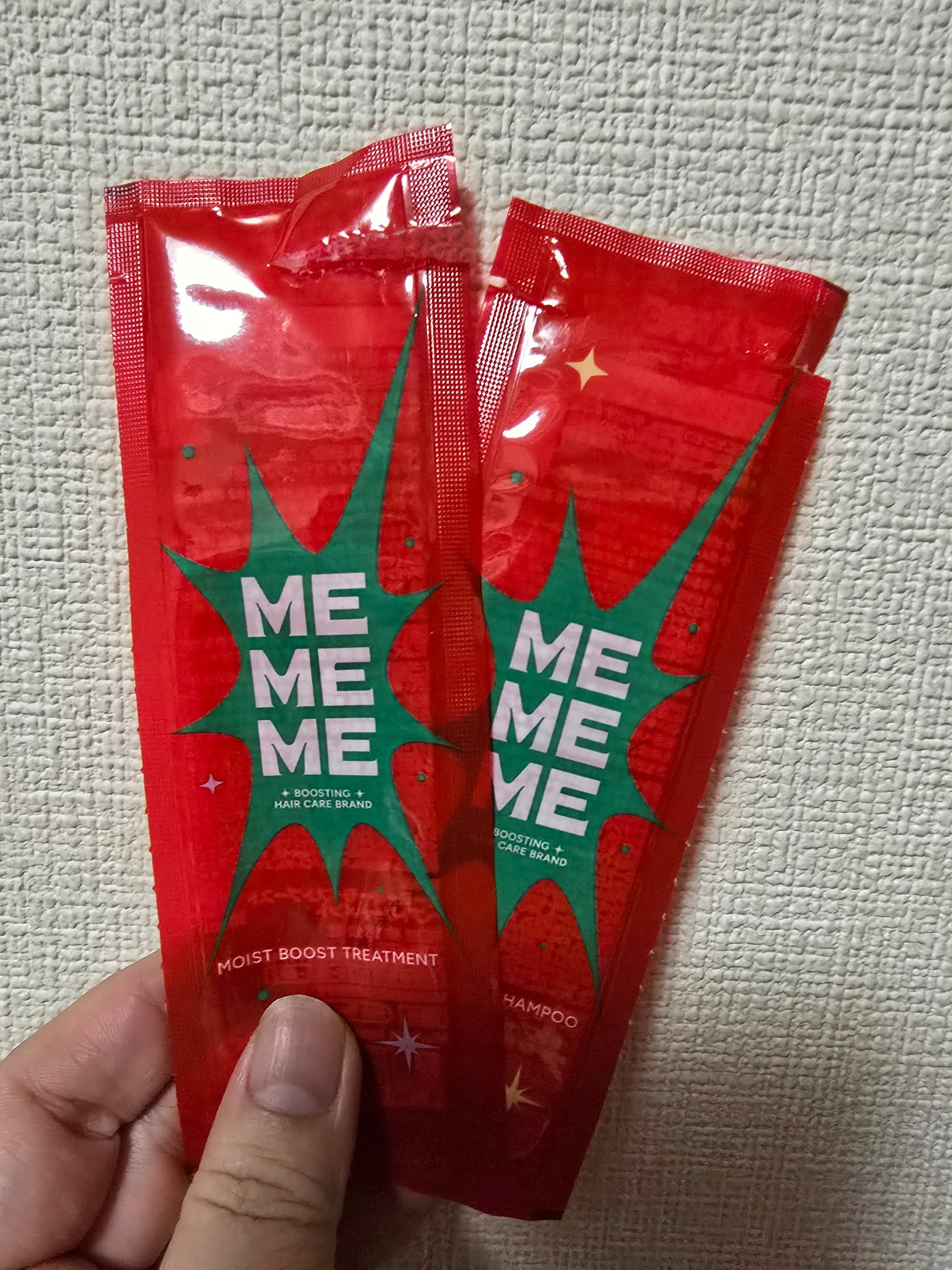 シャントリ消化しましたm(_ _)m

香りは香水みたいでした😇
いい香り❤
でもシャンプーしたら髪の毛針金みたいになる😅
私大丈夫か❓笑ってしまう程💦

リピはないです🔁
花王さんごめんなさい💦

#MEMEME
#モイストブー