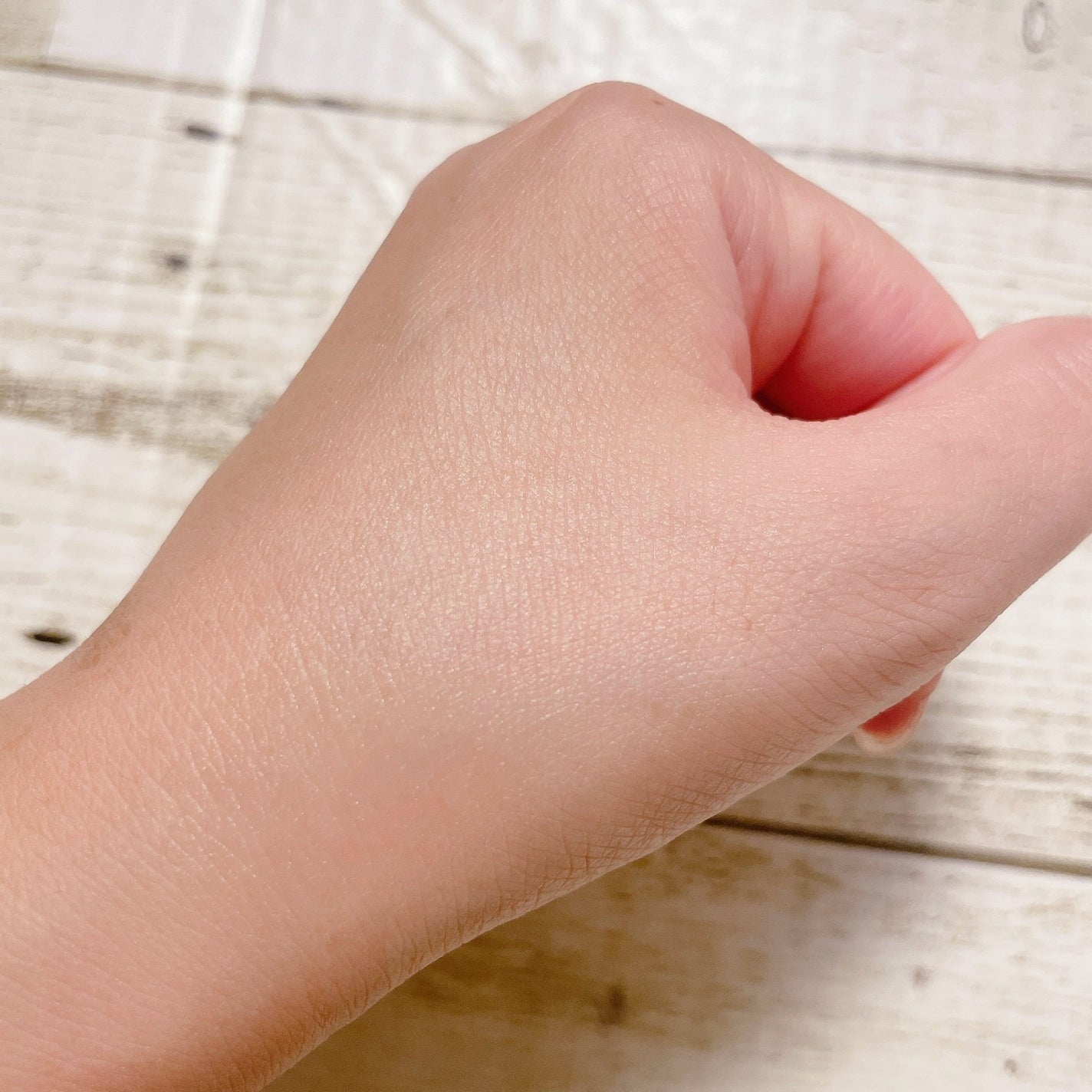 エアリーライト 透明UVスティック/COSRX/日焼け止めスティックを使ったクチコミ(5枚目)