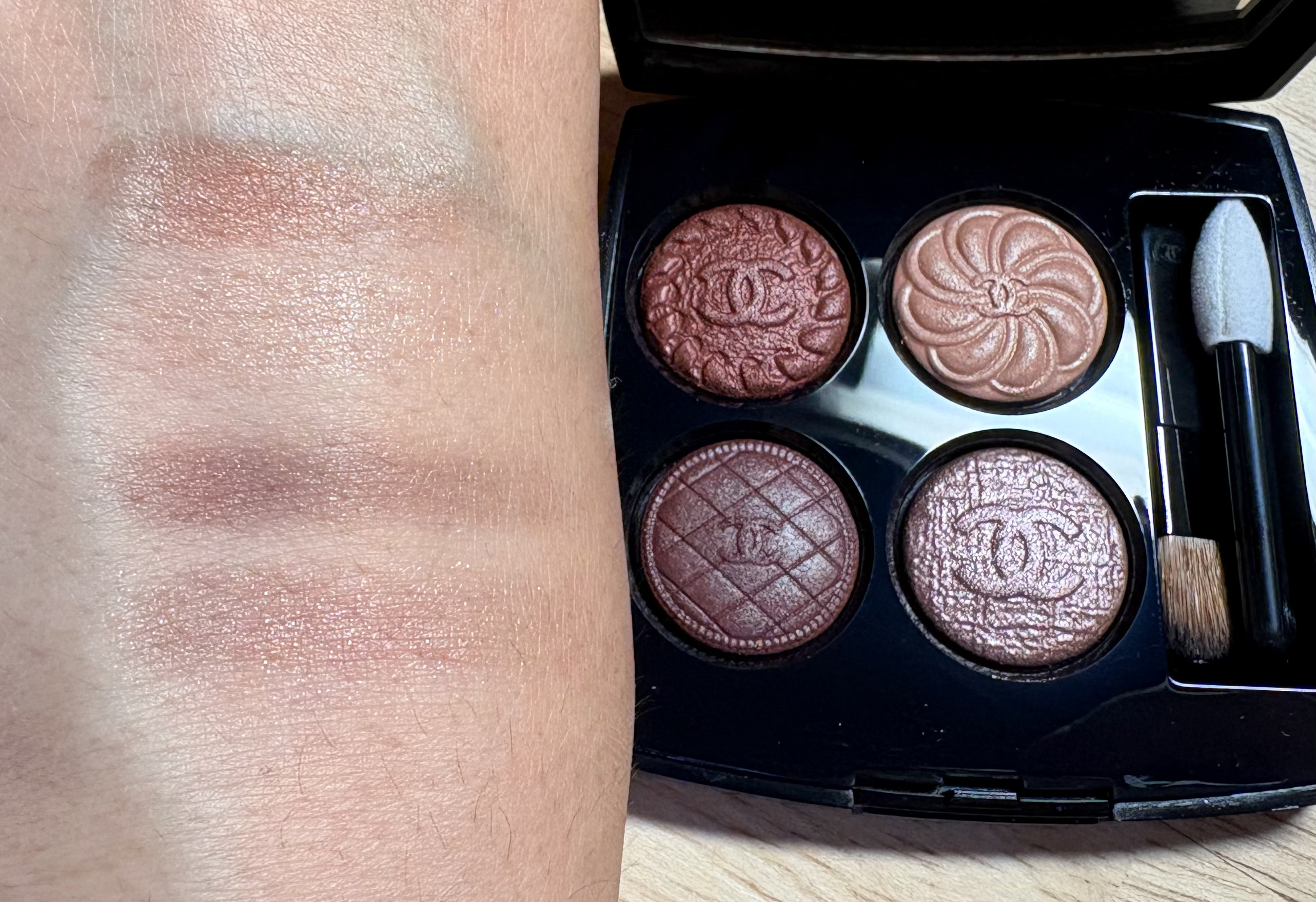 レ キャトル オンブル ブトン/CHANEL/アイシャドウパレットを使ったクチコミ（2枚目）