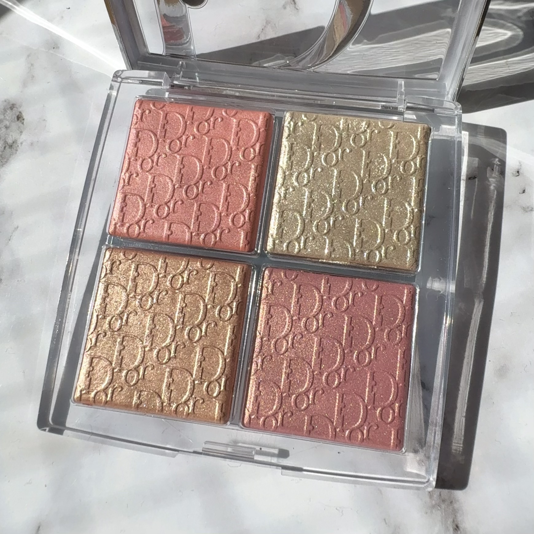 DIOR バックステージグロウパレット 003 パーリーピーチグロウ イエベ必見】ディオール新作ハイライトは003パーリーピーチ