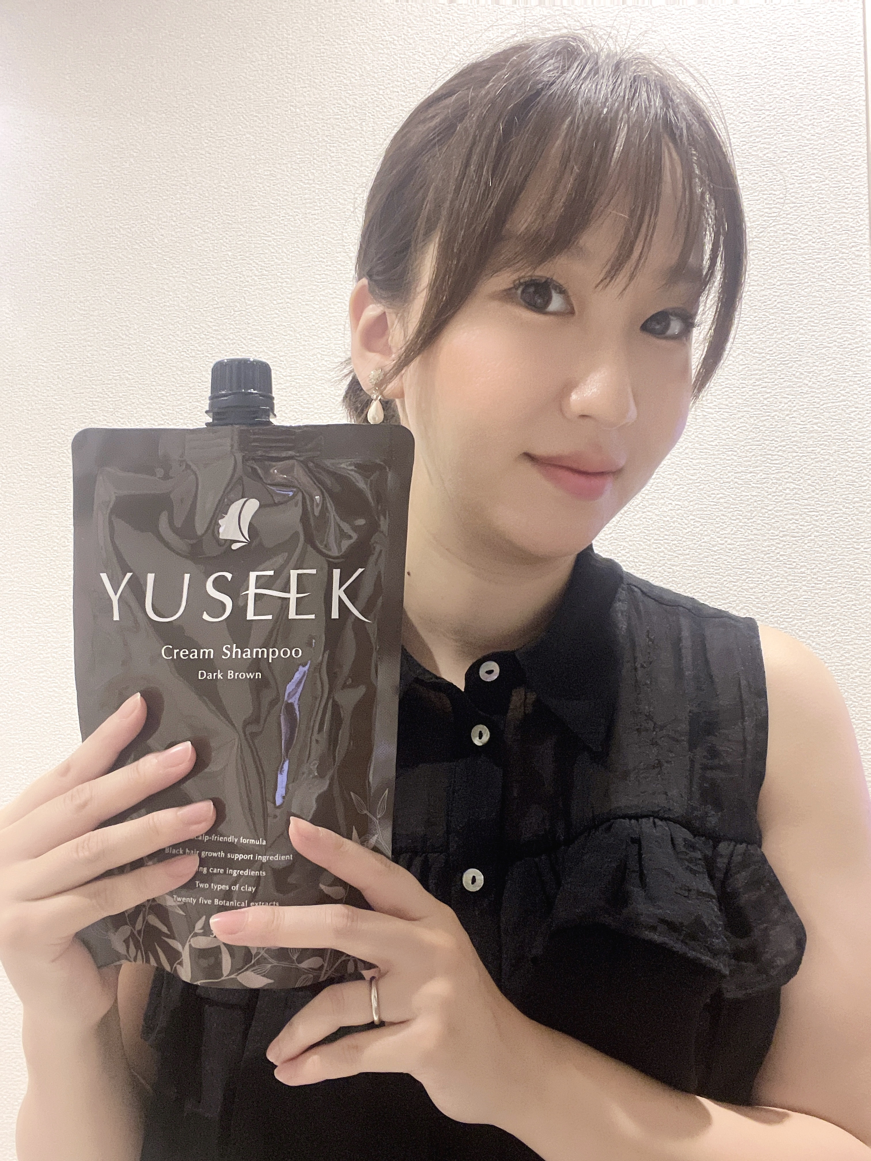 YUSEEK YUSEEK クリームシャンプーのクチコミ「📢 YUSEEKクリームシャンプー

自宅で手軽に出来る白髪染めシャンプー💆🏻‍♀️

白髪が.....」（1枚目）