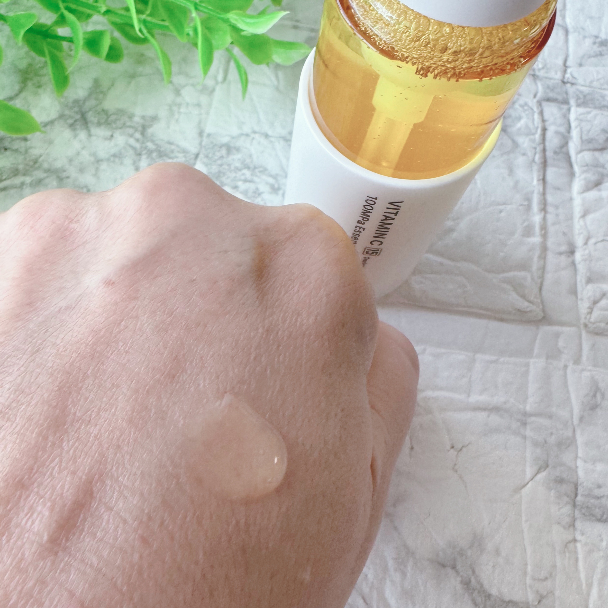 V エッセンス/unlabel/美容液を使ったクチコミ（3枚目）