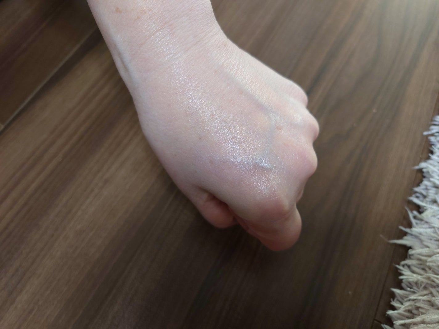 ににょ on LIPS 「ダルバトーンアップサンクリーム(グリーン)お試しさせて頂きまし..」(3枚目)