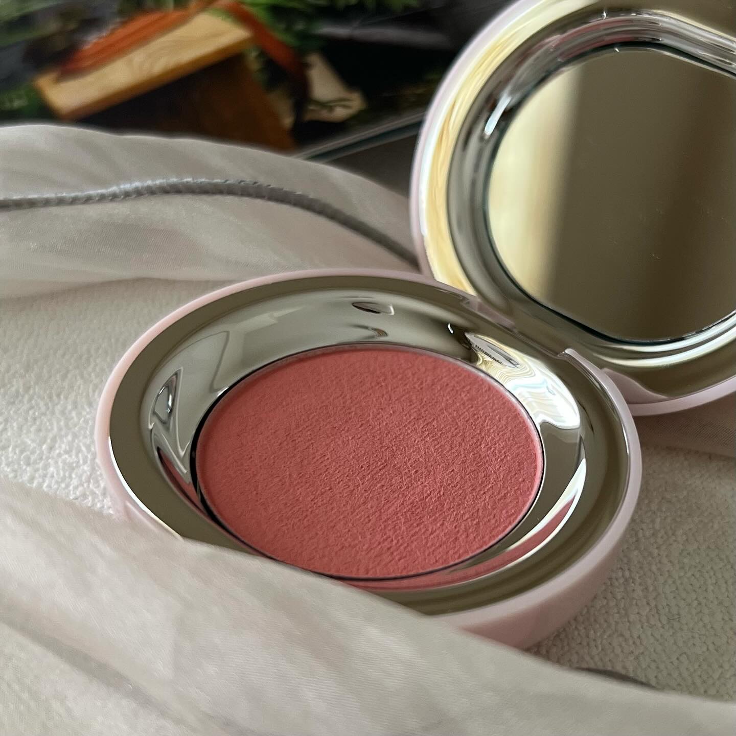 SATIN DOHWA BALM/Tooq/ジェル・クリームチークを使ったクチコミ（2枚目）