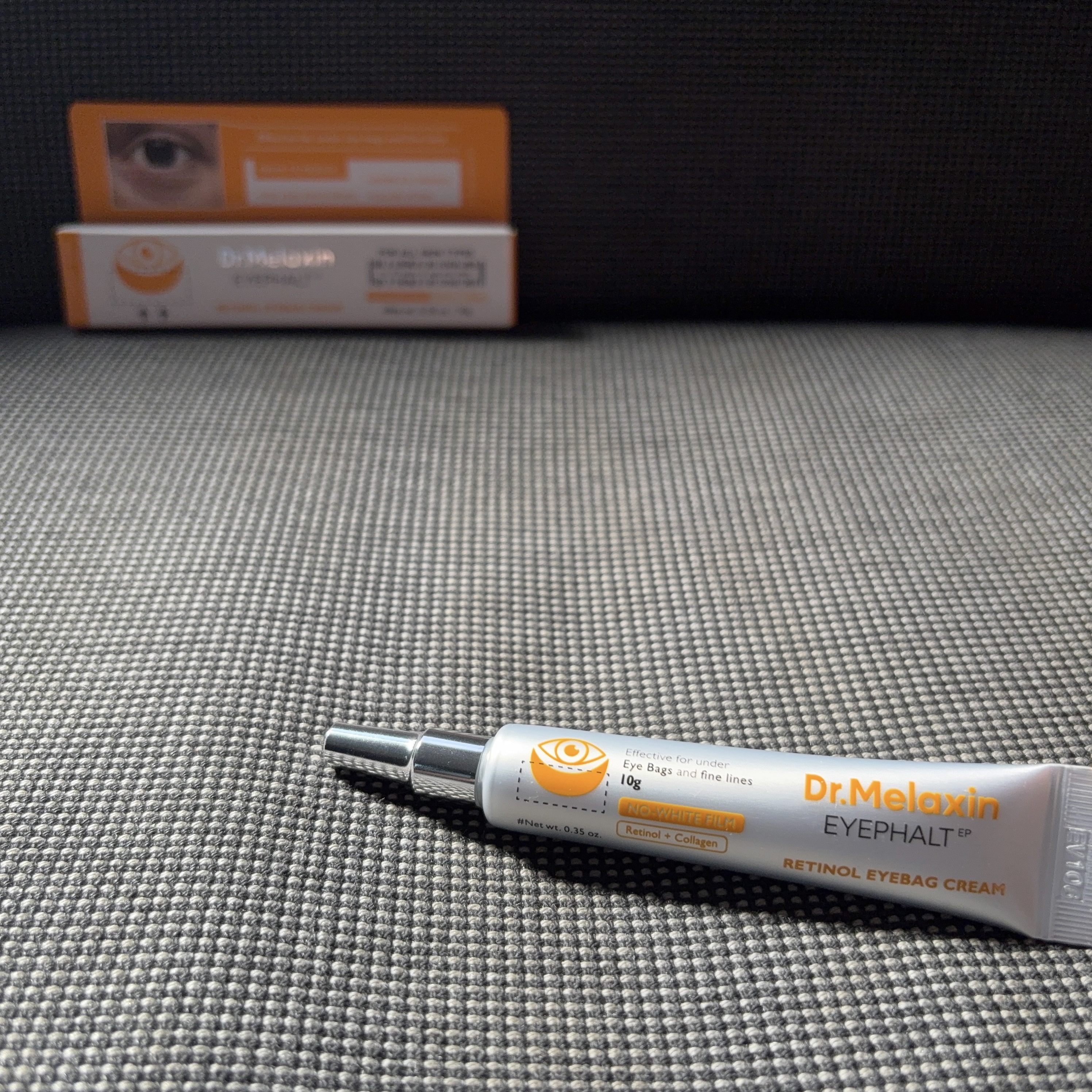 レチノールアイファルトアイバッククリーム/Dr.Melaxin/アイケア・アイクリームを使ったクチコミ（1枚目）