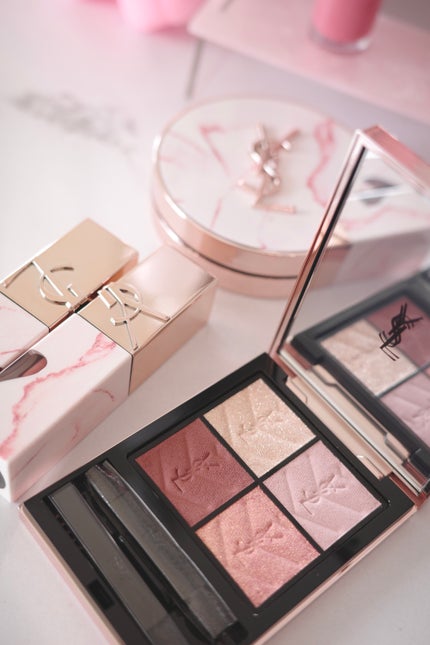 ラディアント タッチ グロウパクト B10 コレクター/YVES SAINT LAURENT BEAUTE/クッションファンデーションを使ったクチコミ(2枚目)