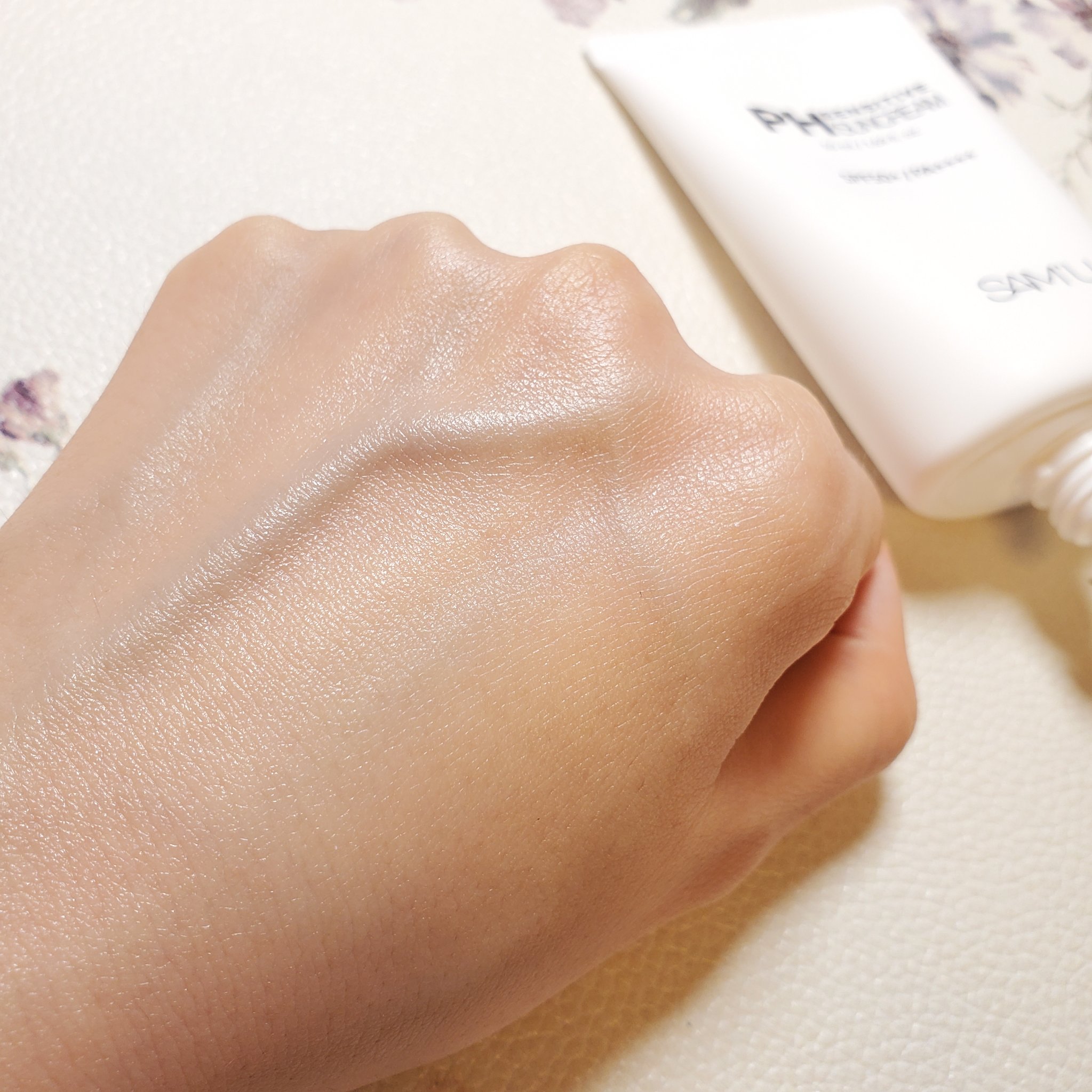 サミュ PHセンシティブサンクリーム/SAM'U/日焼け止めクリームを使ったクチコミ（3枚目）