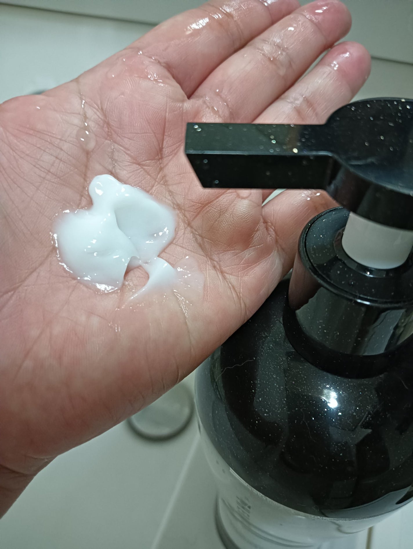 セラティス テラ プレミアム EX ナイト モイスト シャンプー/ヘアトリートメント/THERATIS/市販シャンプーを使ったクチコミ(4枚目)