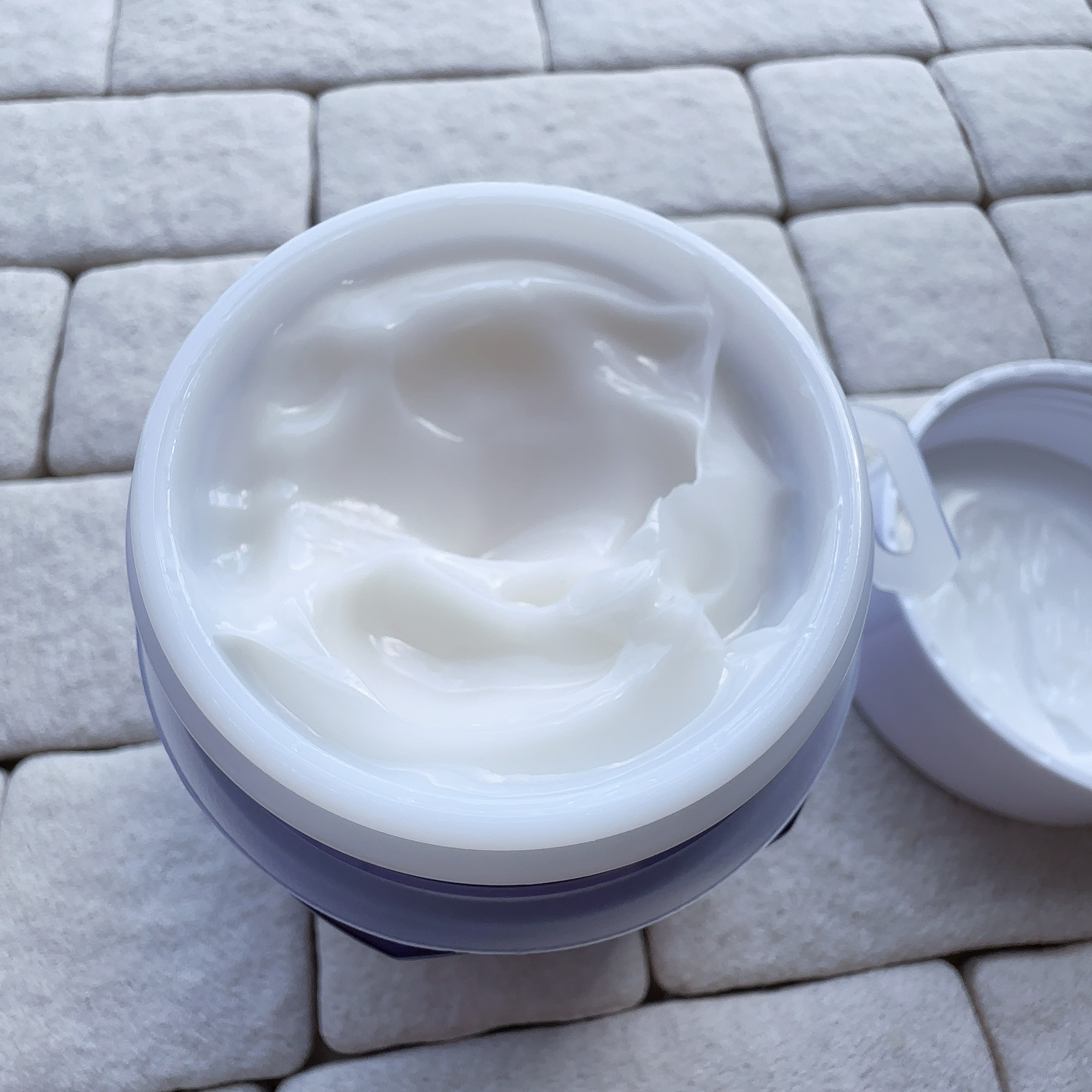 薬用雪肌精 ブライトニング マルチ ジェル/雪肌精/オールインワン化粧品を使ったクチコミ（2枚目）