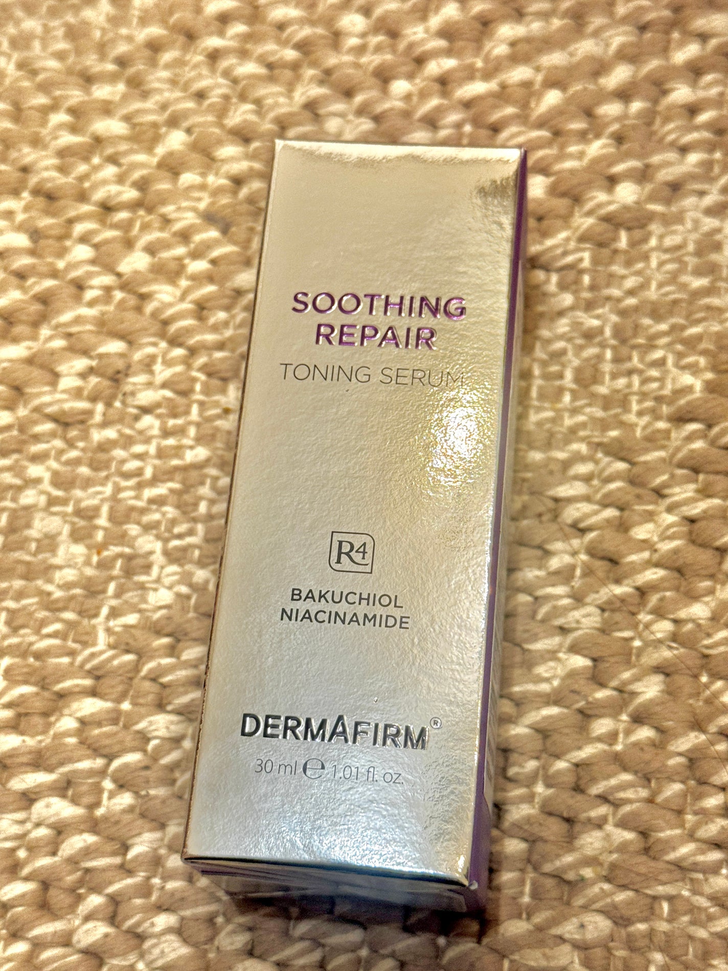 SOOTHING REPAIR TONING SERUM R4/ダーマファーム/美容液を使ったクチコミ(2枚目)