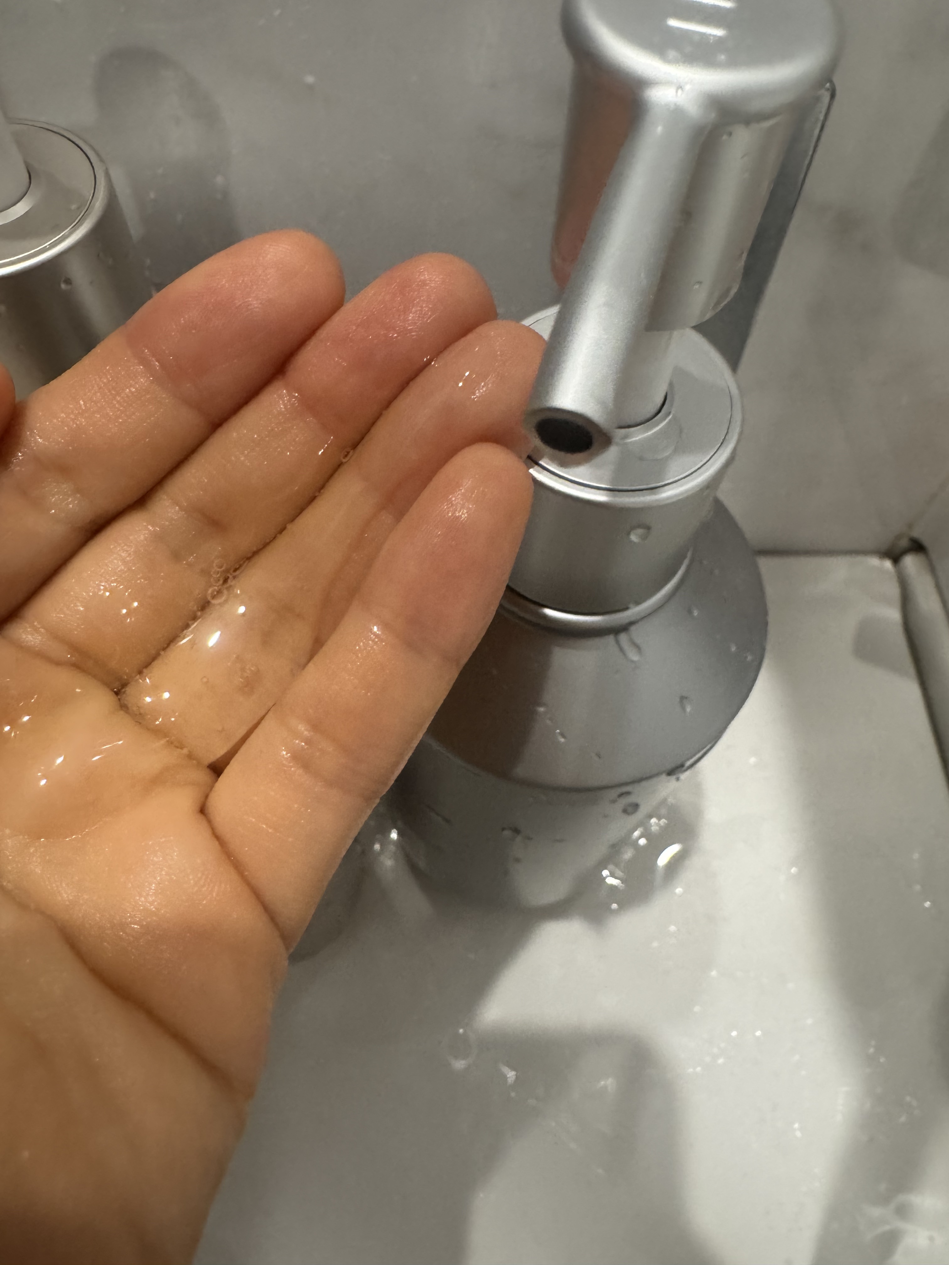 リポ ラボ ケラチンセラム ジェルモイスト シャンプー /トリートメントスリークリペア＊/LIPO　LABO/市販シャンプーを使ったクチコミ（2枚目）