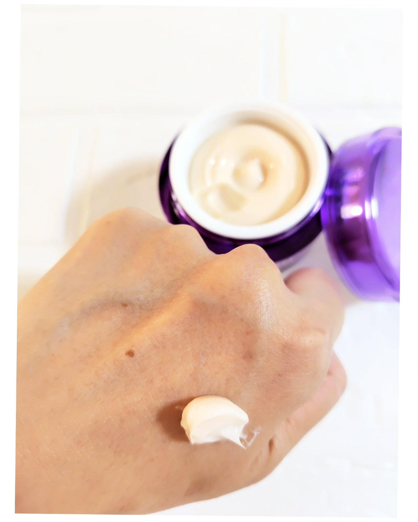 バイオヒールボ プロバイオダーム 3Dリフティングクリーム/BIOHEAL BOH/フェイスクリームを使ったクチコミ(4枚目)