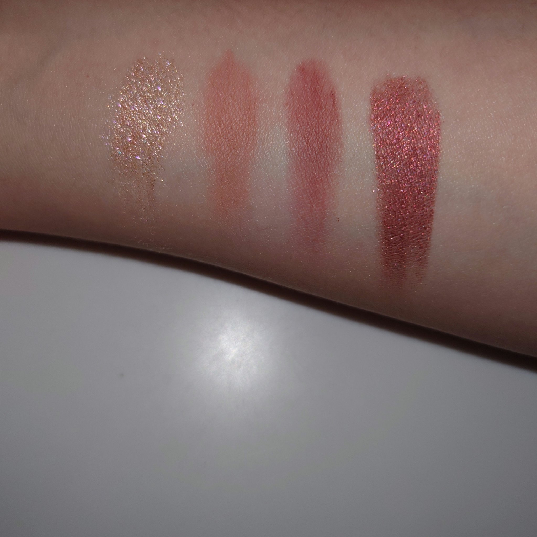 クチュール ミニ クラッチ/YVES SAINT LAURENT BEAUTE/アイシャドウパレットを使ったクチコミ（3枚目）