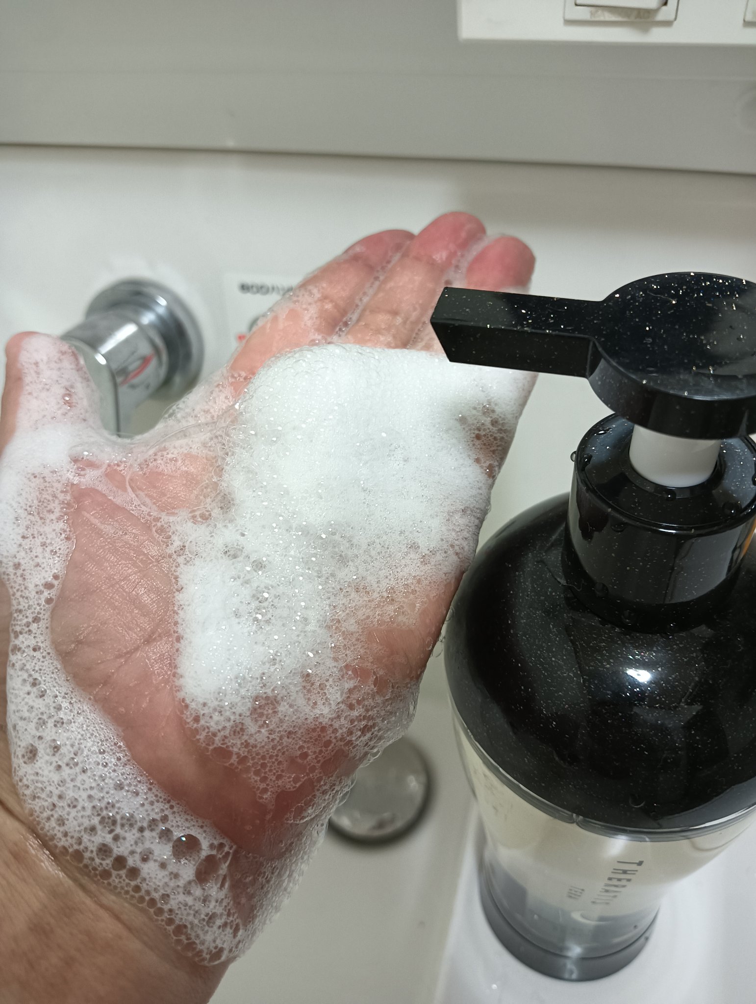 セラティス テラ プレミアム EX ナイト モイスト シャンプー/ヘアトリートメント/THERATIS/市販シャンプーを使ったクチコミ（3枚目）