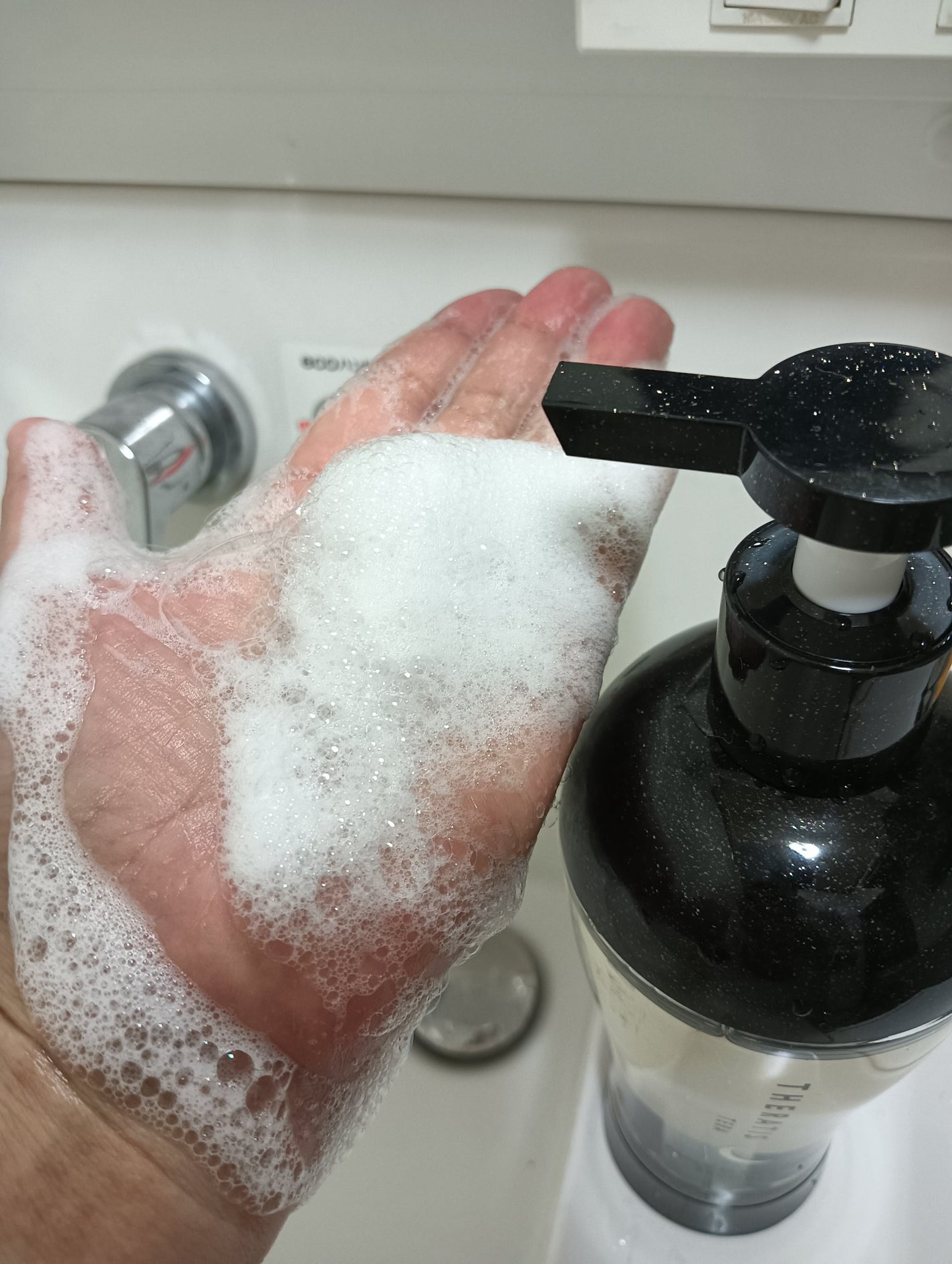 セラティス テラ プレミアム EX ナイト モイスト シャンプー/ヘアトリートメント/THERATIS/市販シャンプーを使ったクチコミ(3枚目)