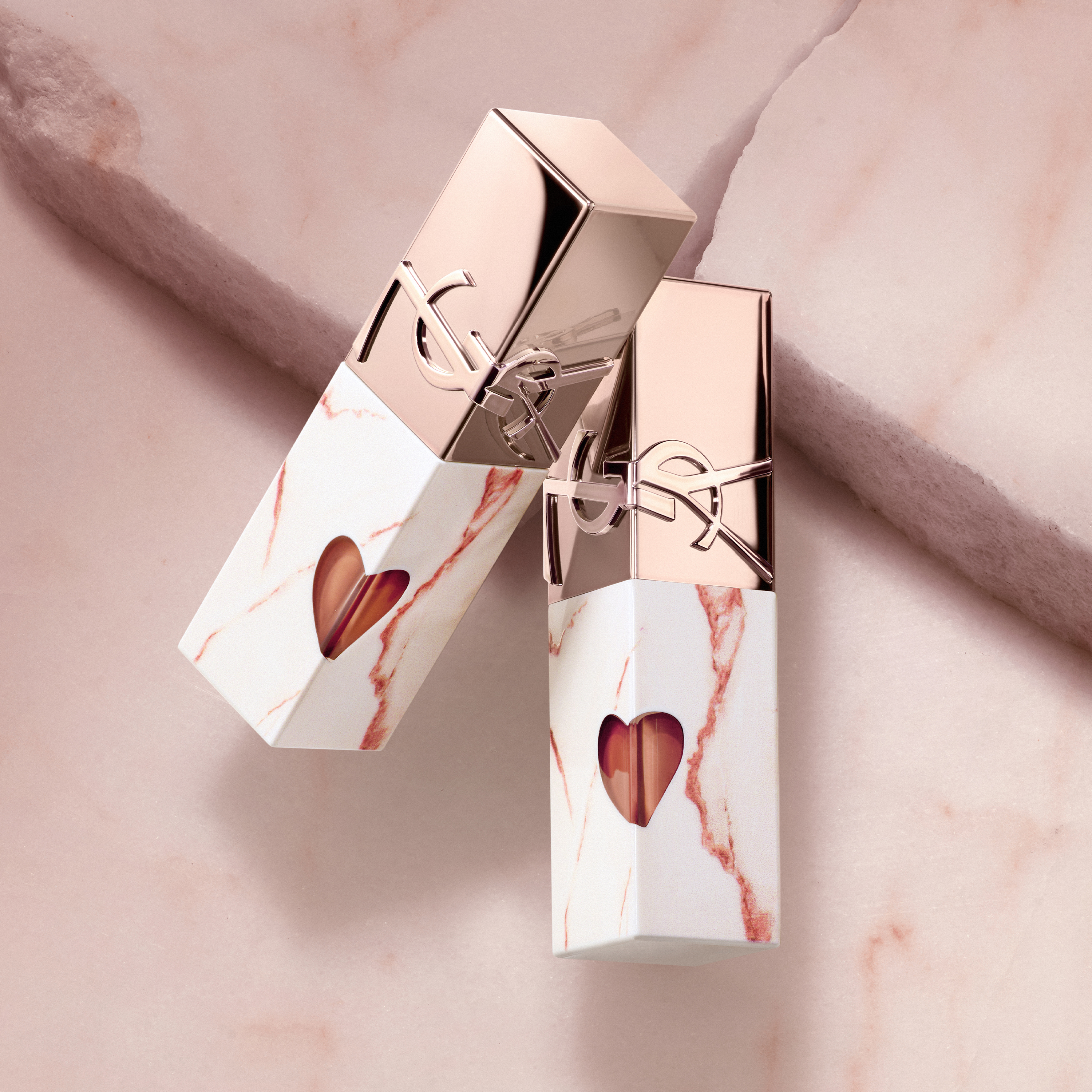 ラディアント タッチ グロウパクト/YVES SAINT LAURENT BEAUTE/クッションファンデーションを使ったクチコミ（3枚目）