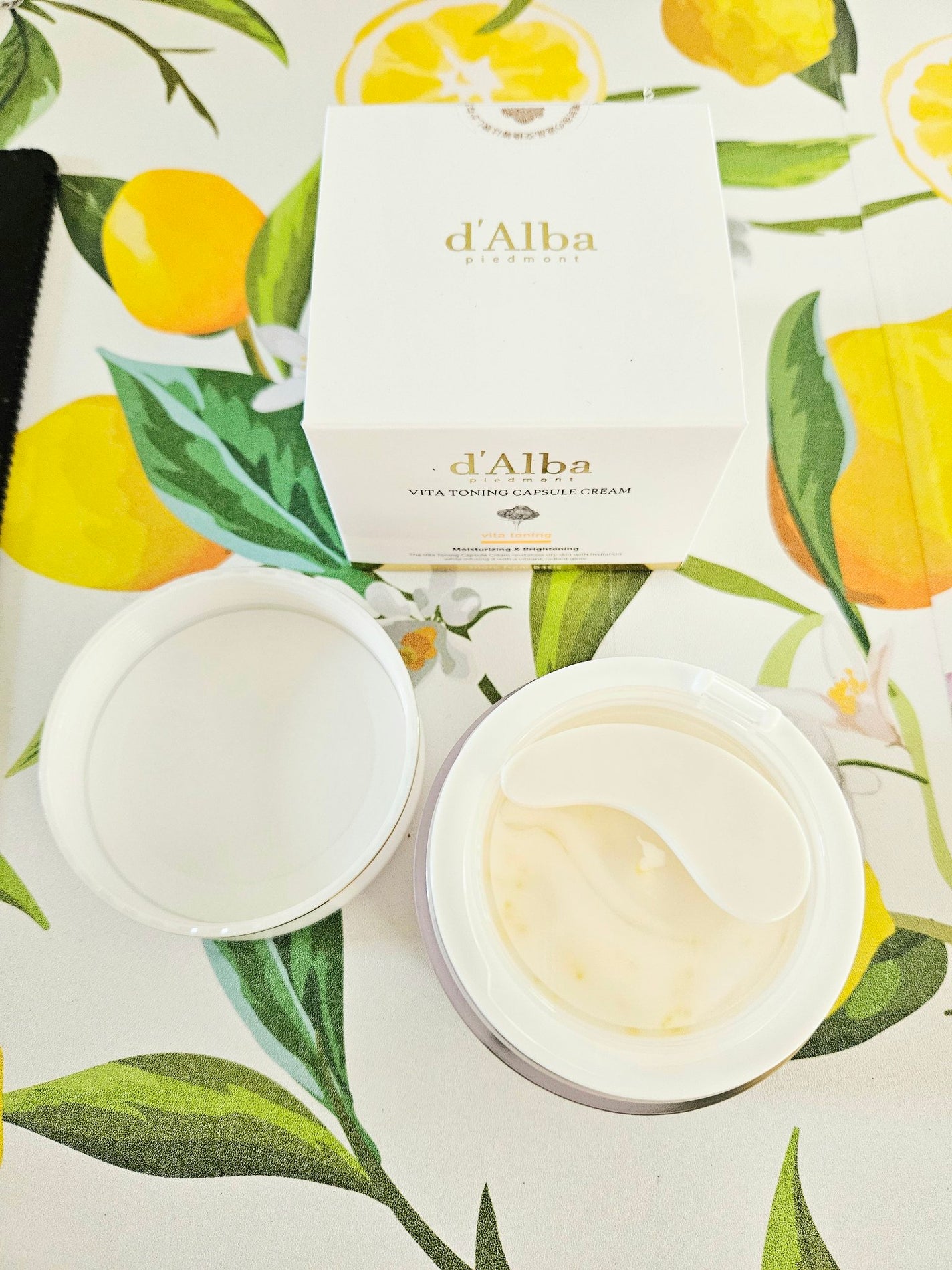 ビタトーニングカプセルクリーム/ダルバ/フェイスクリームを使ったクチコミ(2枚目)