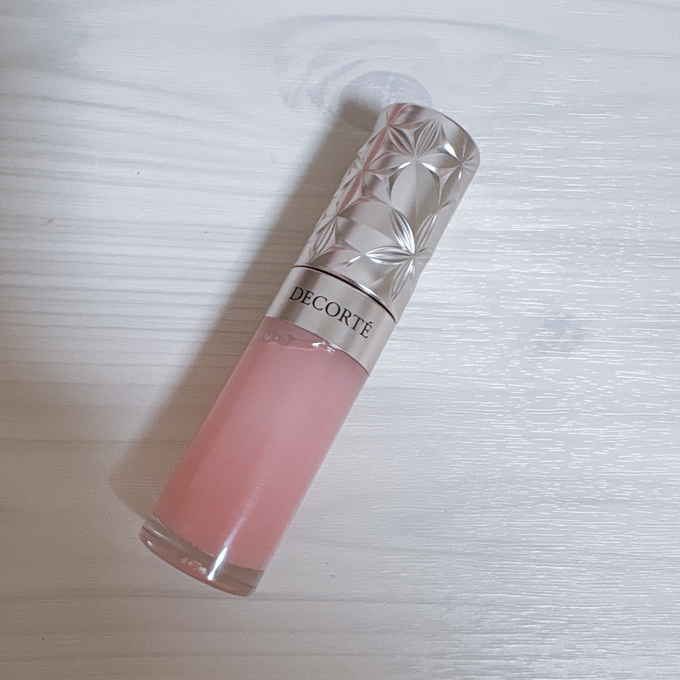 プランピング リップセラム 02 sakura blossom/DECORTÉ/リップ美容液を使ったクチコミ（1枚目）