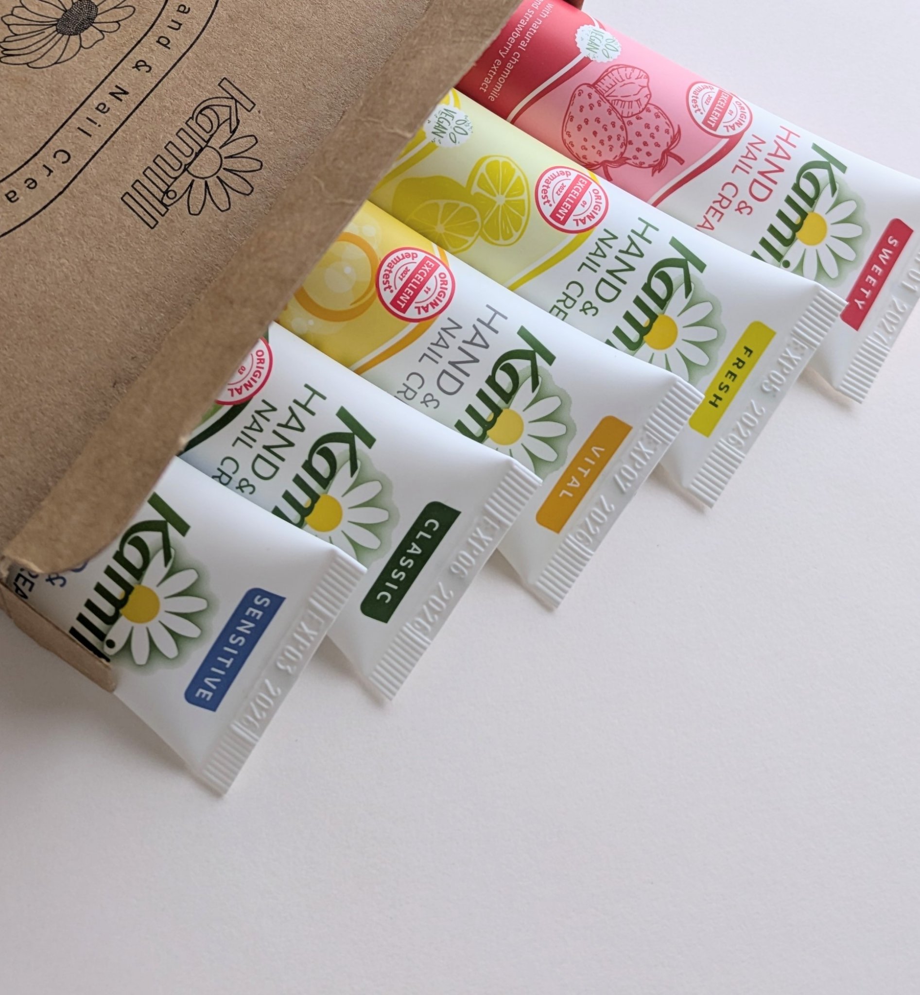 ハンド＆ネイルクリームミニ 企画セット30ml*5/カミール/その他キットセットを使ったクチコミ（3枚目）