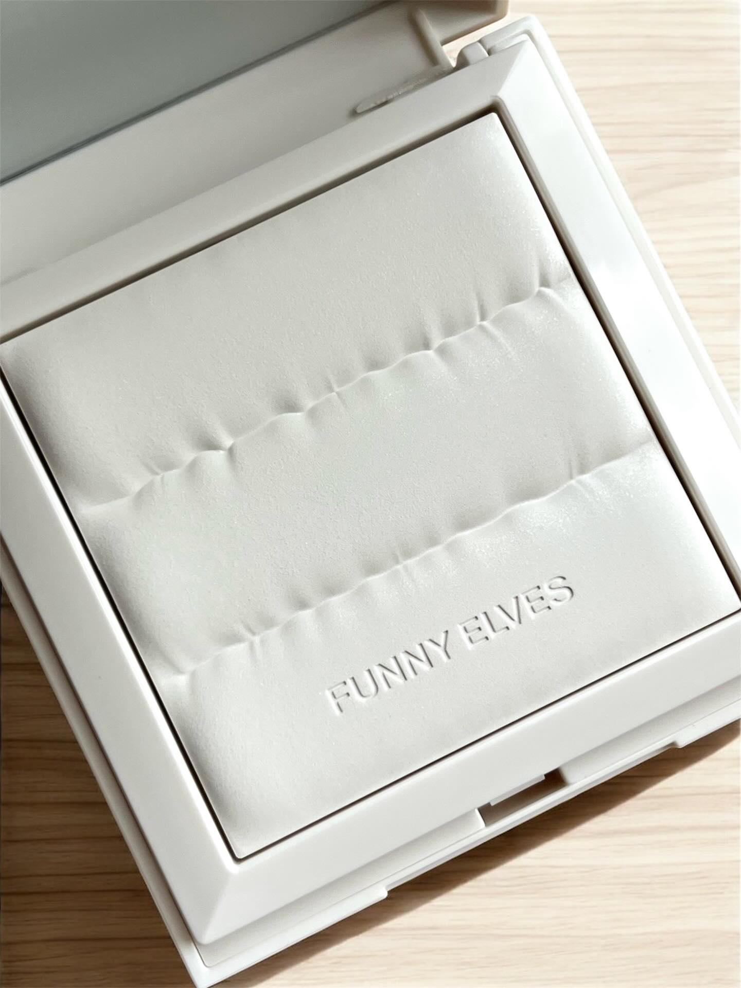 ノートレースシースルーセッティングパウダー/FUNNY ELVES方里/プレストパウダーを使ったクチコミ（3枚目）