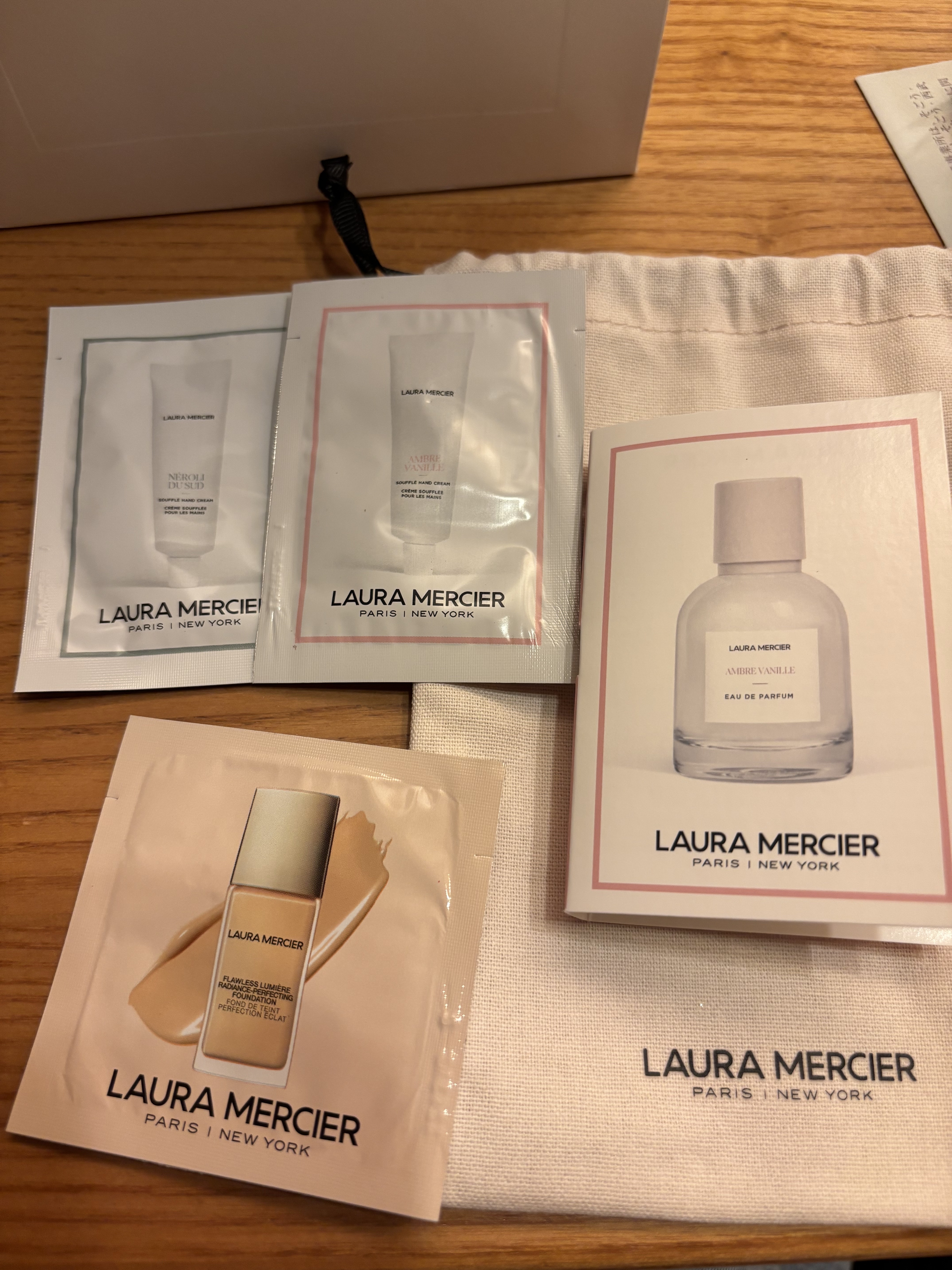 キャビア スティック アイカラー N/ローラ メルシエ/スティックアイシャドウを使ったクチコミ（3枚目）