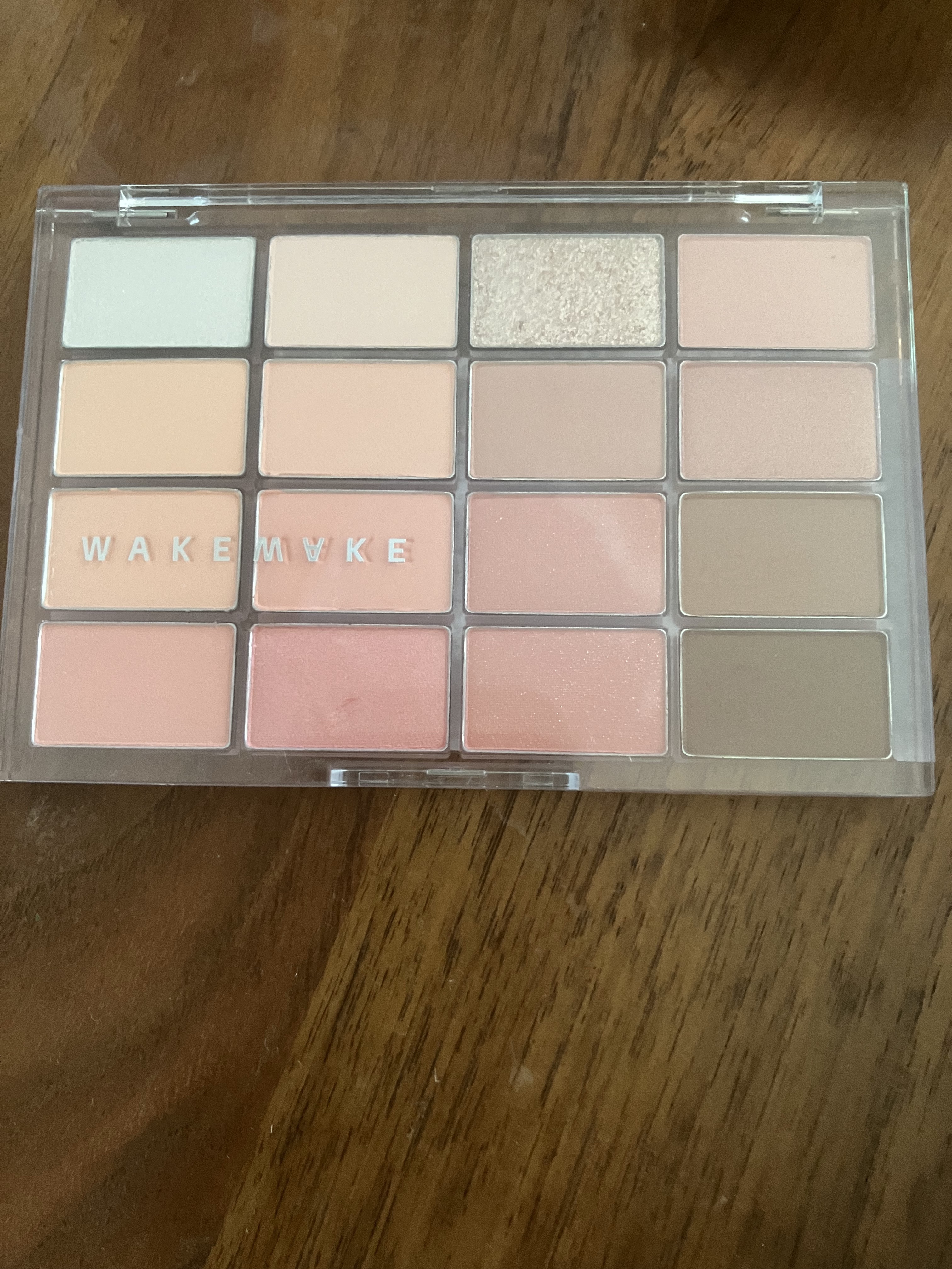 ソフトブラーリングアイパレット 08.キャンディーコーラルブラーリング/wakemake/アイシャドウパレットを使ったクチコミ（1枚目）