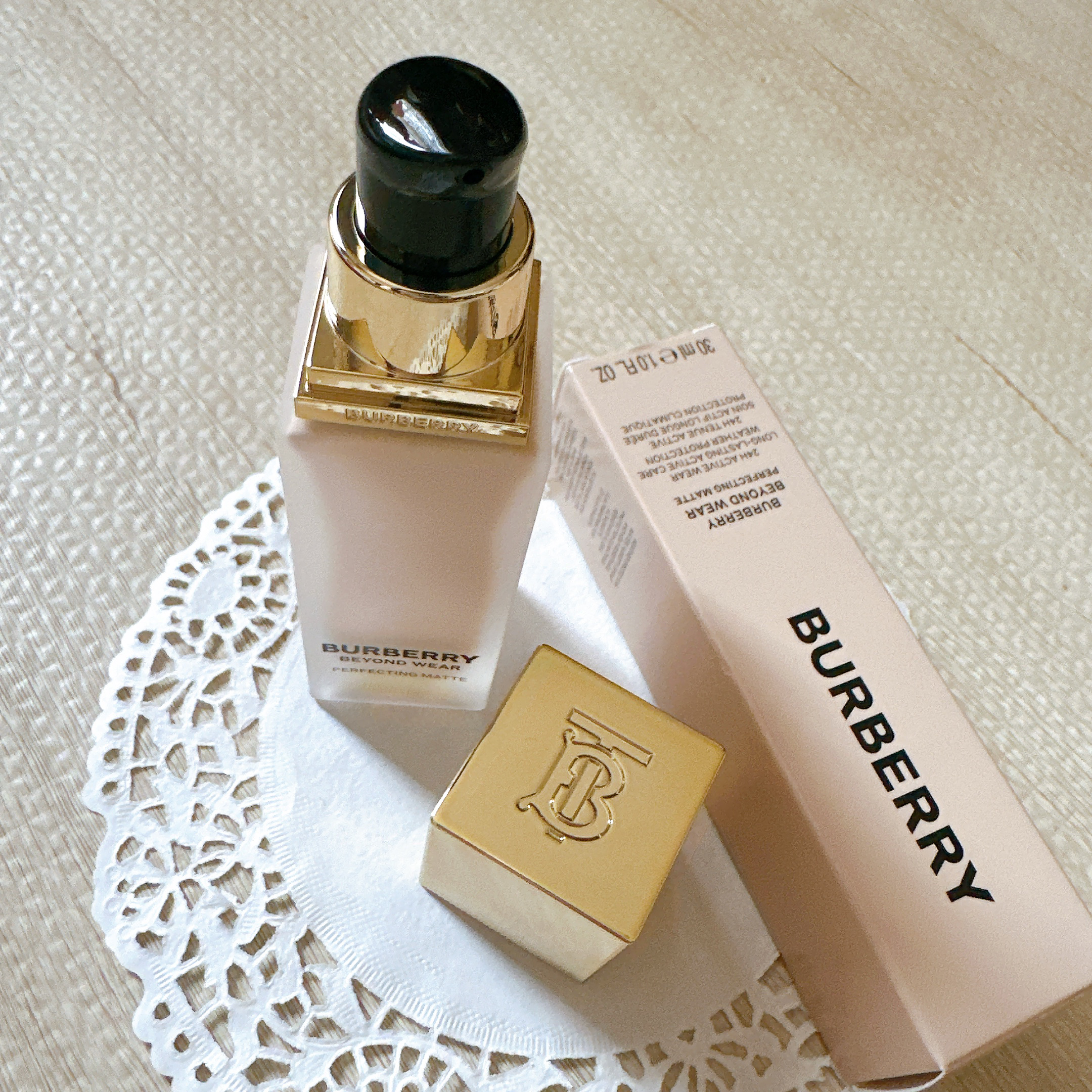 バーバリー ビヨンド ウェア パーフェクティング マット/Burberry Beauty/リキッドファンデーションを使ったクチコミ（3枚目）