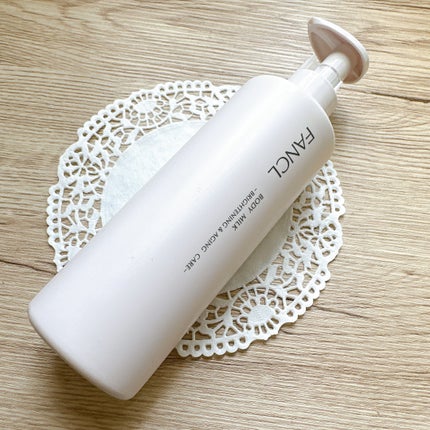 ファンケル ボディミルク ブライトニング&エイジングケア<医薬部外品>のクチコミ「✼••┈┈••✼••┈┈••✼••┈┈••✼••┈┈••✼
ファンケル
ボディミルク
ブライ.....」(2枚目)