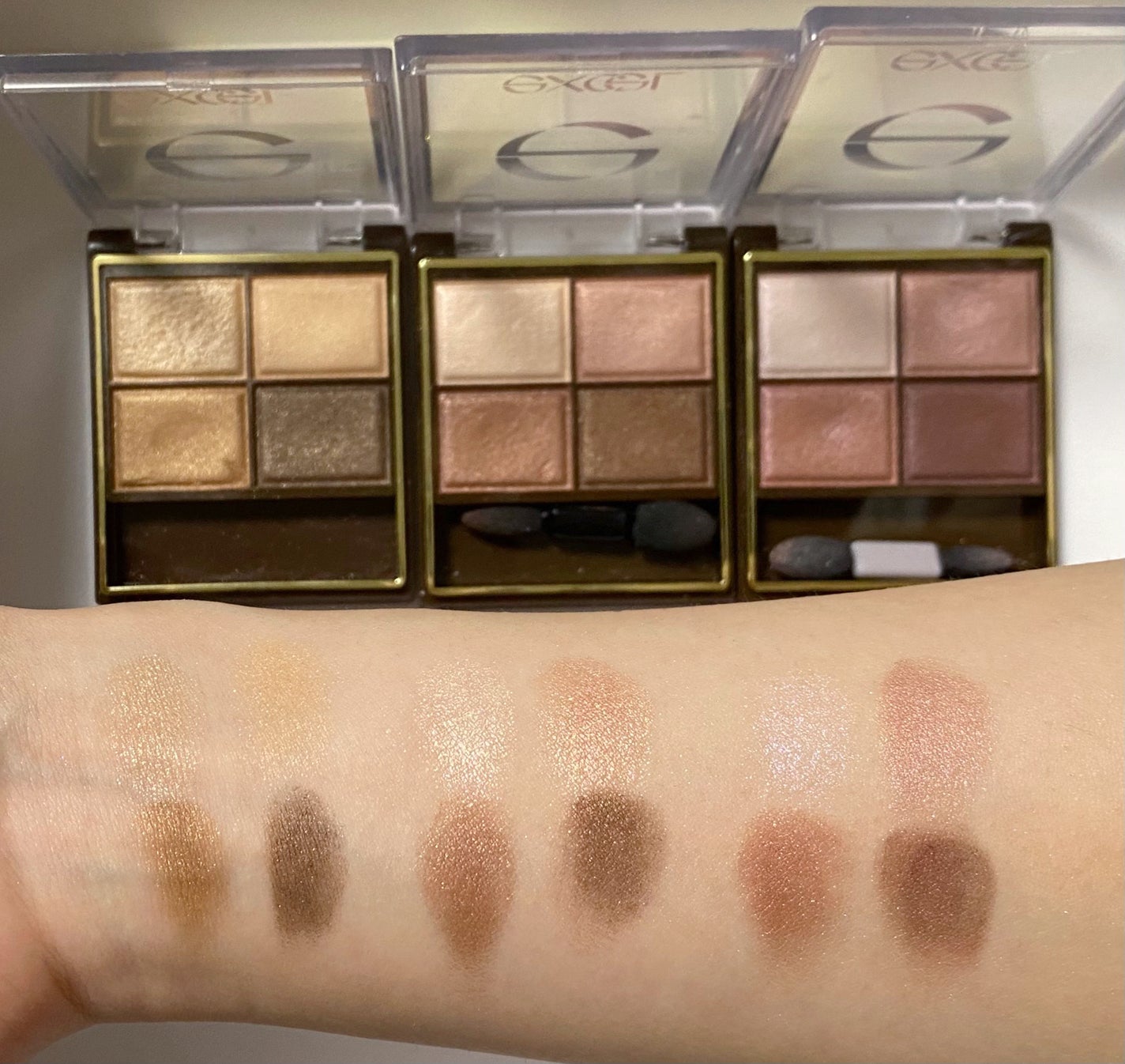 スキニーリッチシャドウ/excel/アイシャドウパレットを使ったクチコミ(4枚目)