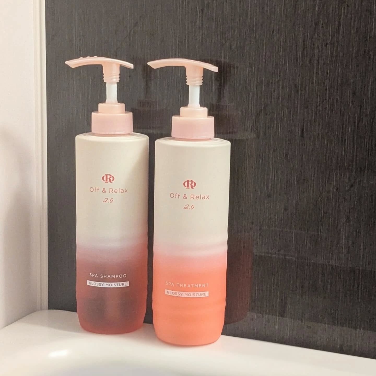 Off & Relax がブランド初のリニューアル🤍
ボトルから処方まで全面的にパワーアップしたよー！！

使ってみたのは、
ＯＲ スパ・シャンプー グロッシーモイスチャー
ＯＲ スパ・トリートメント グロッシーモイスチャー

従来品よ