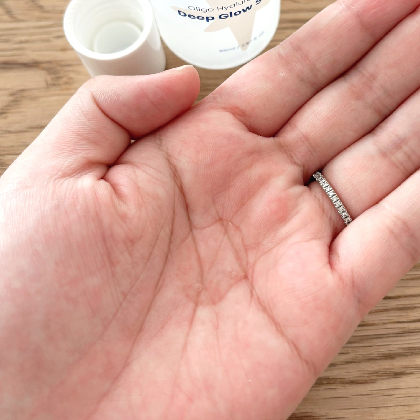 mari on LIPS 「ザラボバイブランドゥうるおいチャージ水分ディープグローセラム8..」(2枚目)