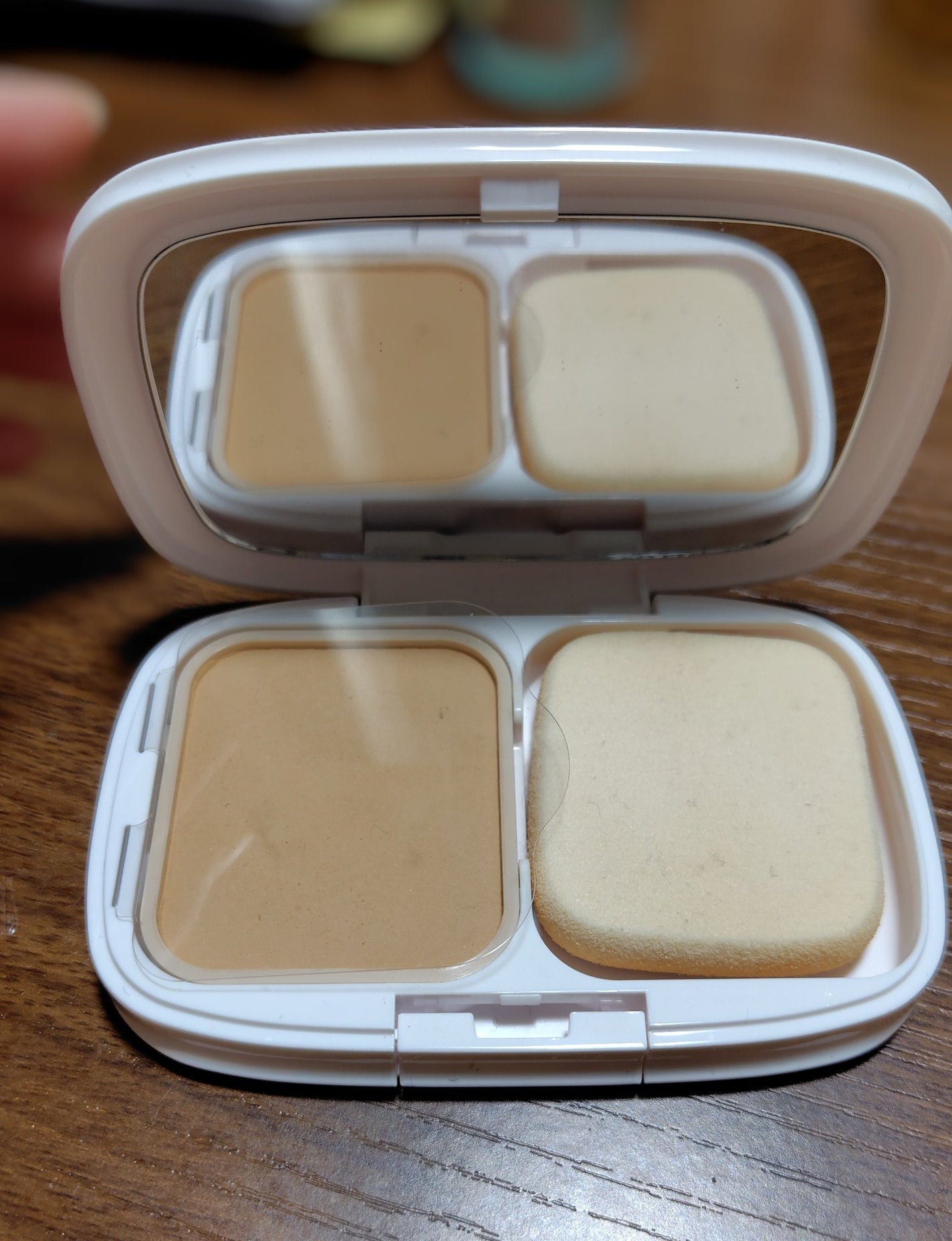 パウダーファンデーション/media luxe/パウダーファンデーションを使ったクチコミ(2枚目)