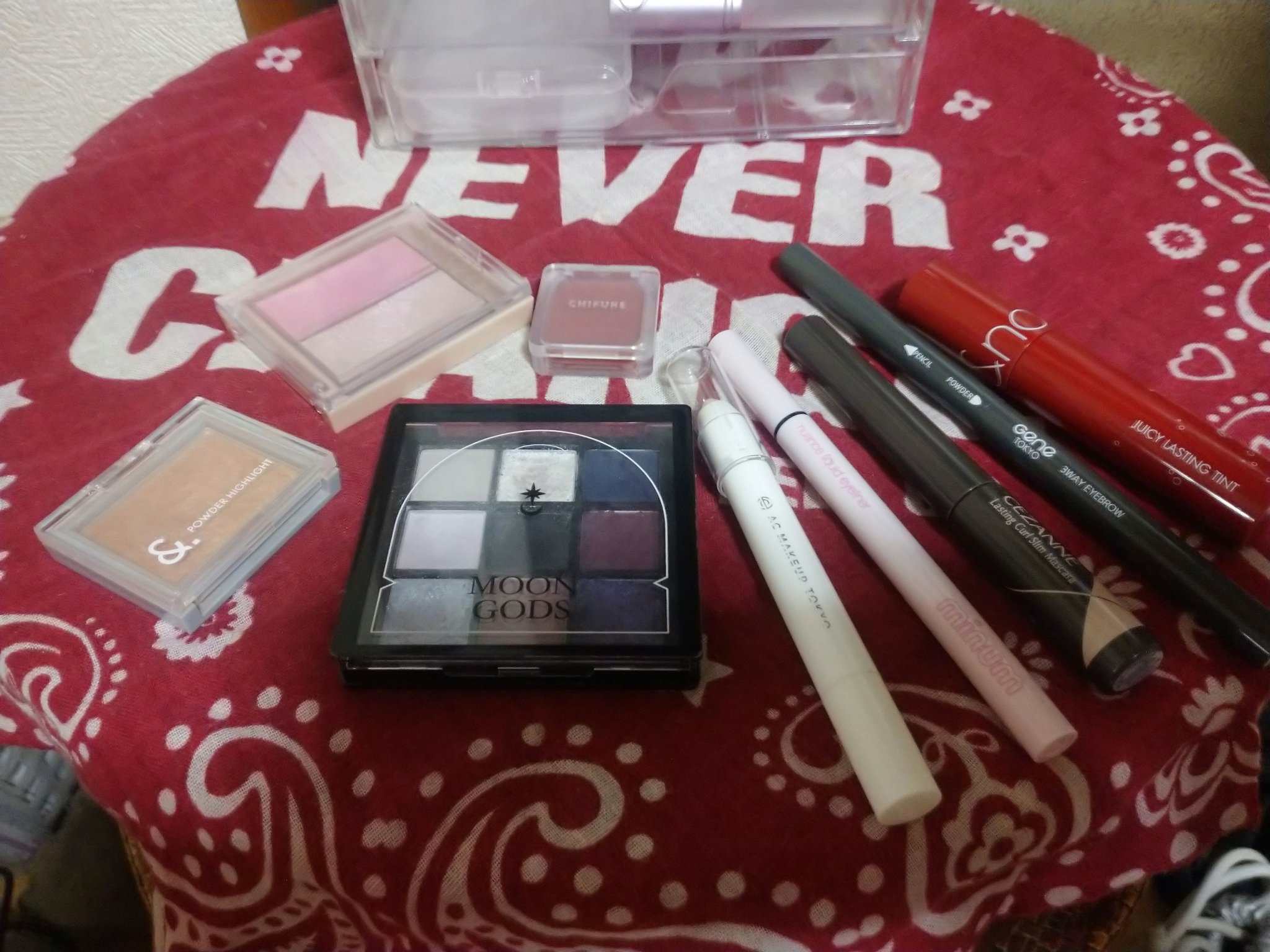 ジューシーラスティングティント/rom&nd/リップティントを使ったクチコミ（2枚目）