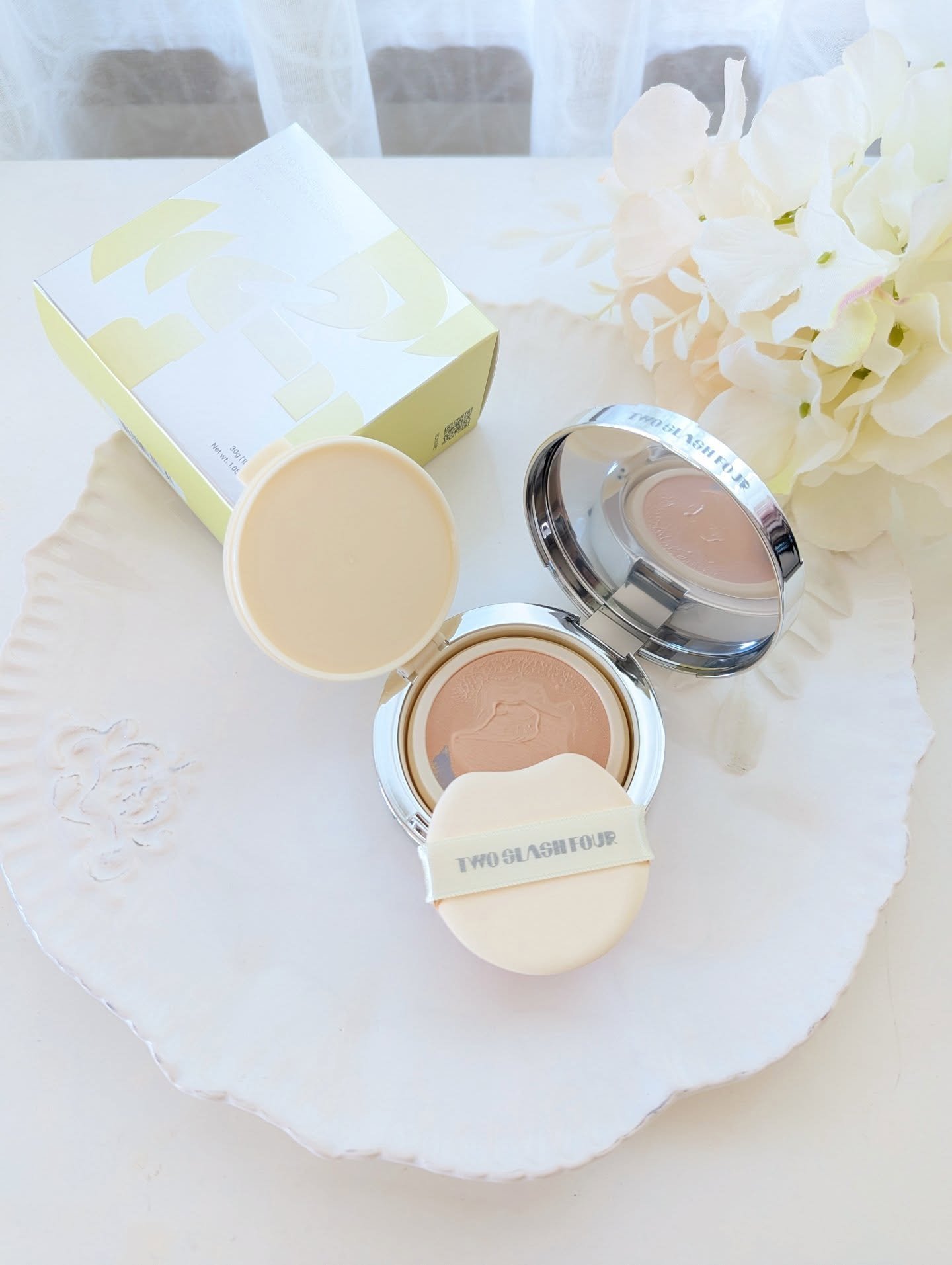 エンジェリックサテンクッション/TWO SLASH FOUR/クッションファンデーションを使ったクチコミ（1枚目）