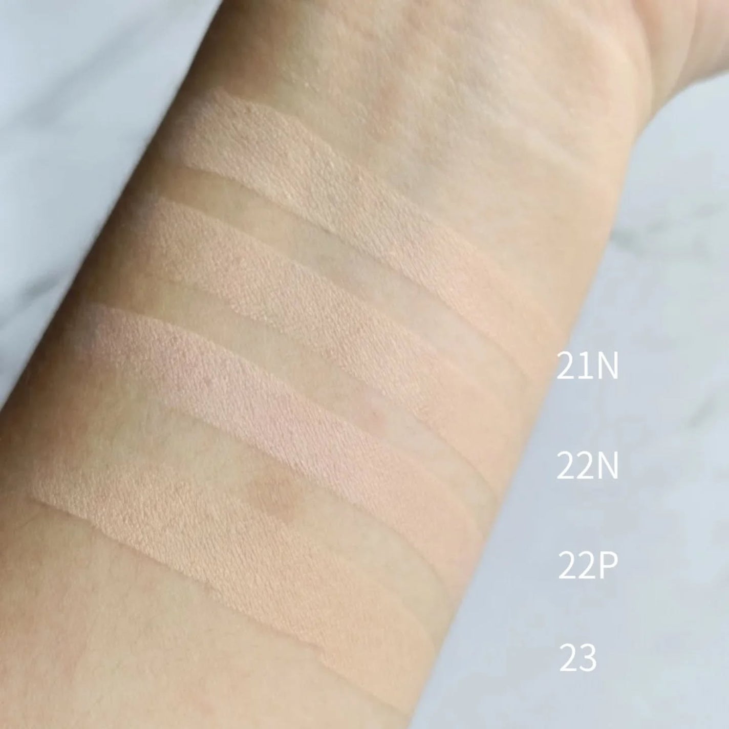 シームレスウェアクッション/wakemake/クッションファンデーションを使ったクチコミ(4枚目)