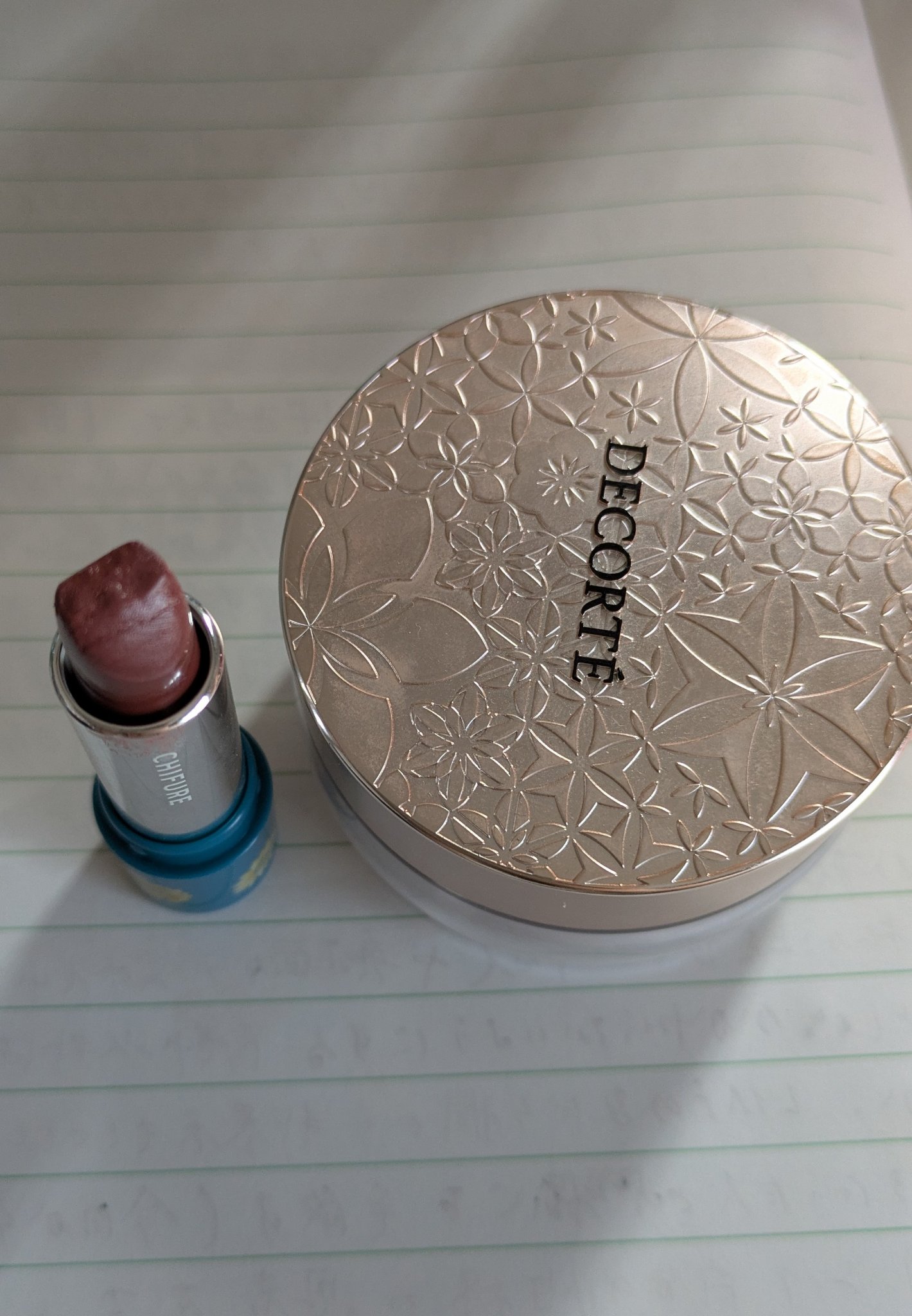 フェイスパウダー/DECORTÉ/ルースパウダーを使ったクチコミ（1枚目）