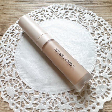 リアル フローレス ウェイトレス パーフェクティング コンシーラー/ローラ メルシエ/リキッドコンシーラーを使ったクチコミ(2枚目)