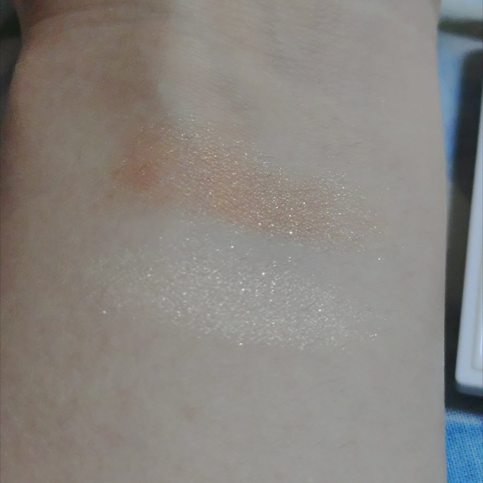 エレガンス エタンセル アルモニーアイズ/Elégance/アイシャドウパレットを使ったクチコミ（3枚目）